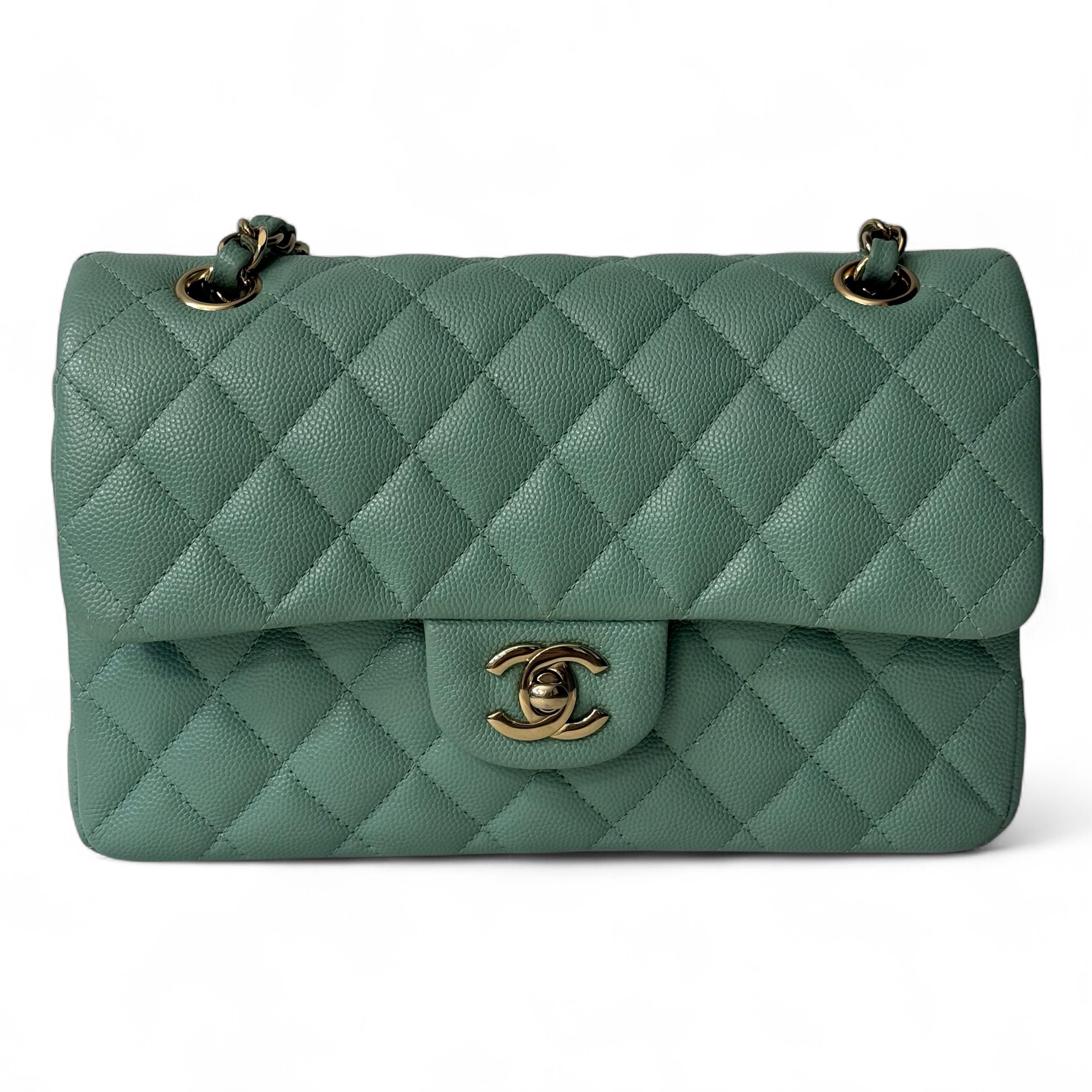 Chanel - Sac Timeless cuir caviar vert d’eau