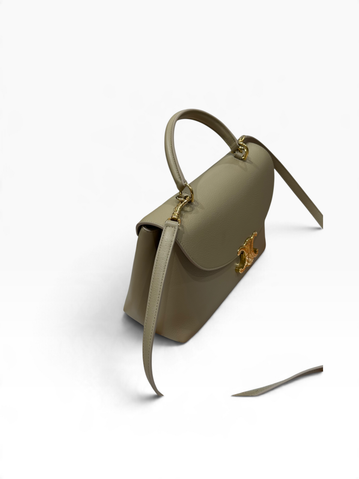 Céline / sac nano triomphe cuir beige