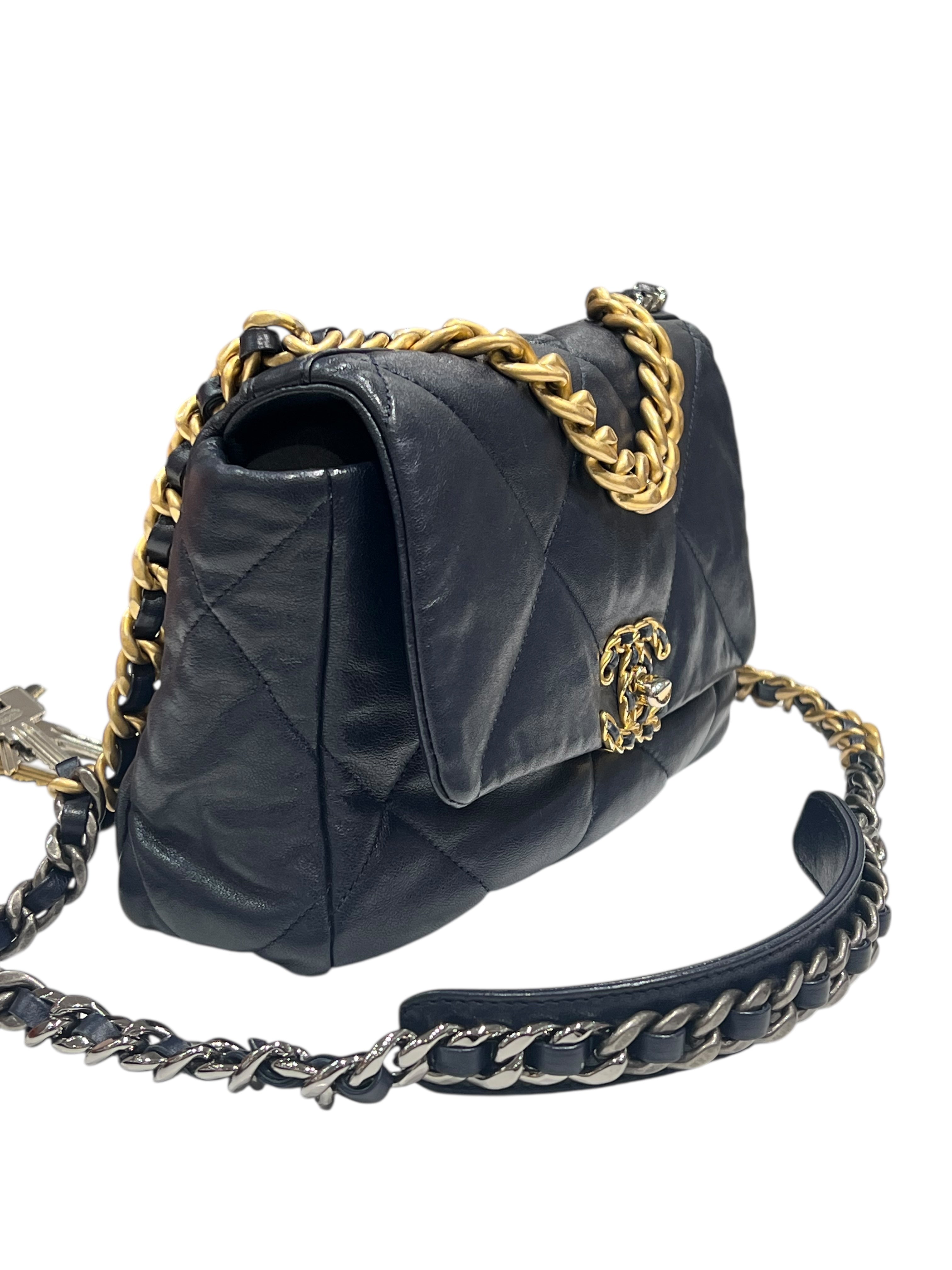 Chanel - Sac 19 PM bleu nuit