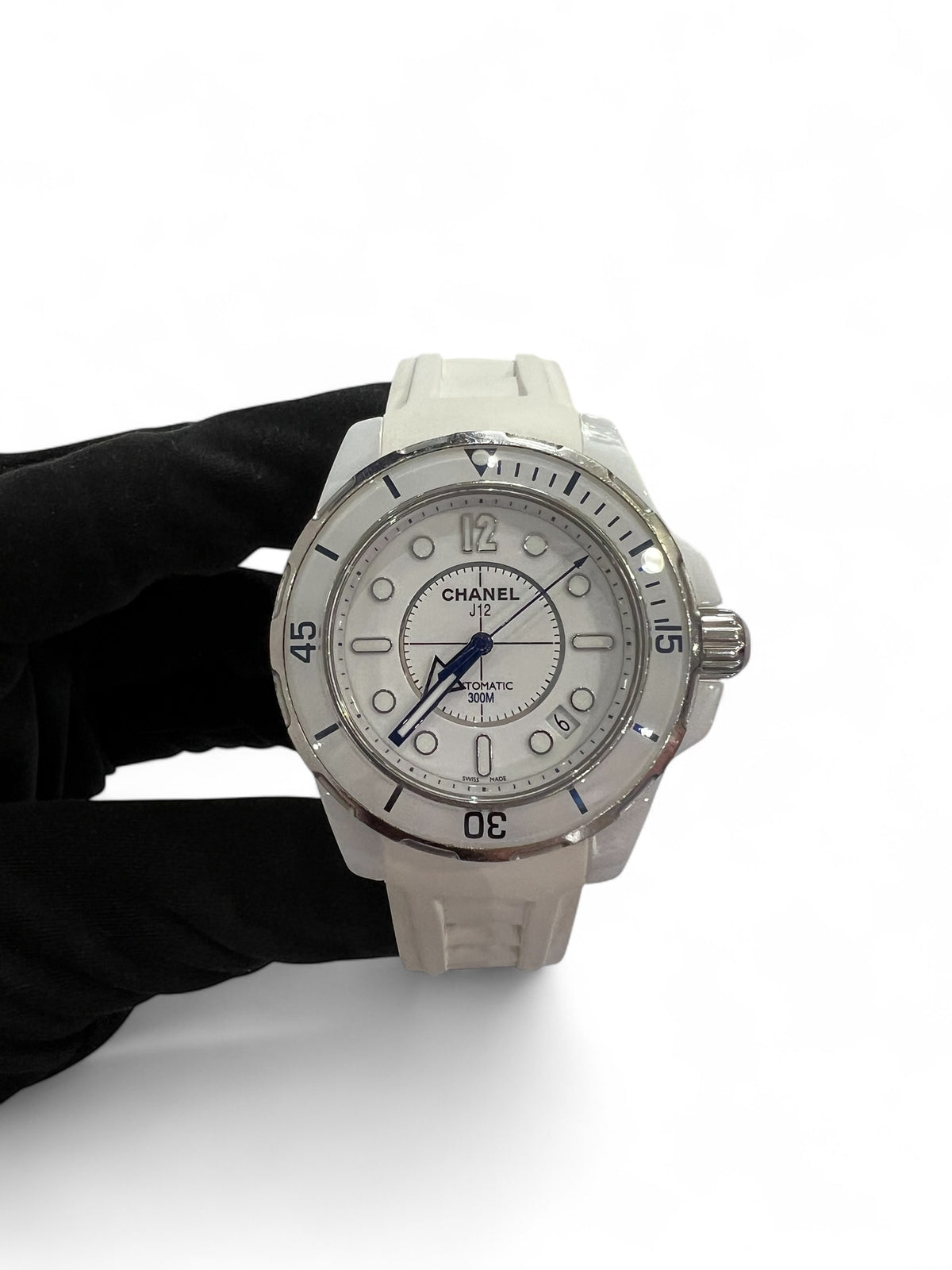 Chanel - Uhr J12 Marine