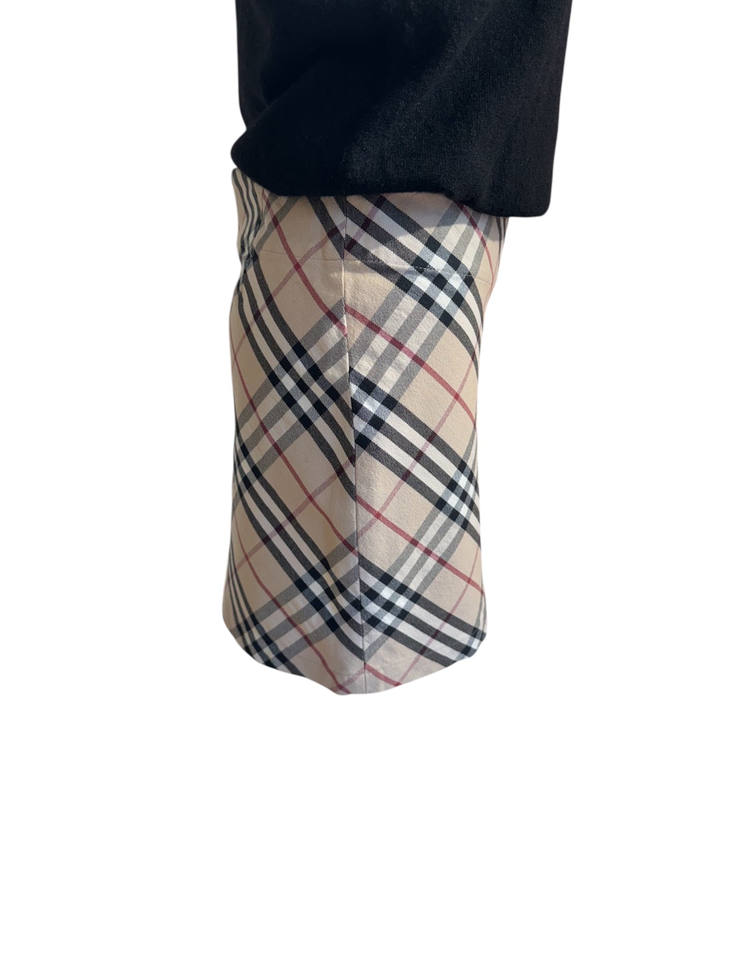 Burberry - Jupe Motif tartan T38