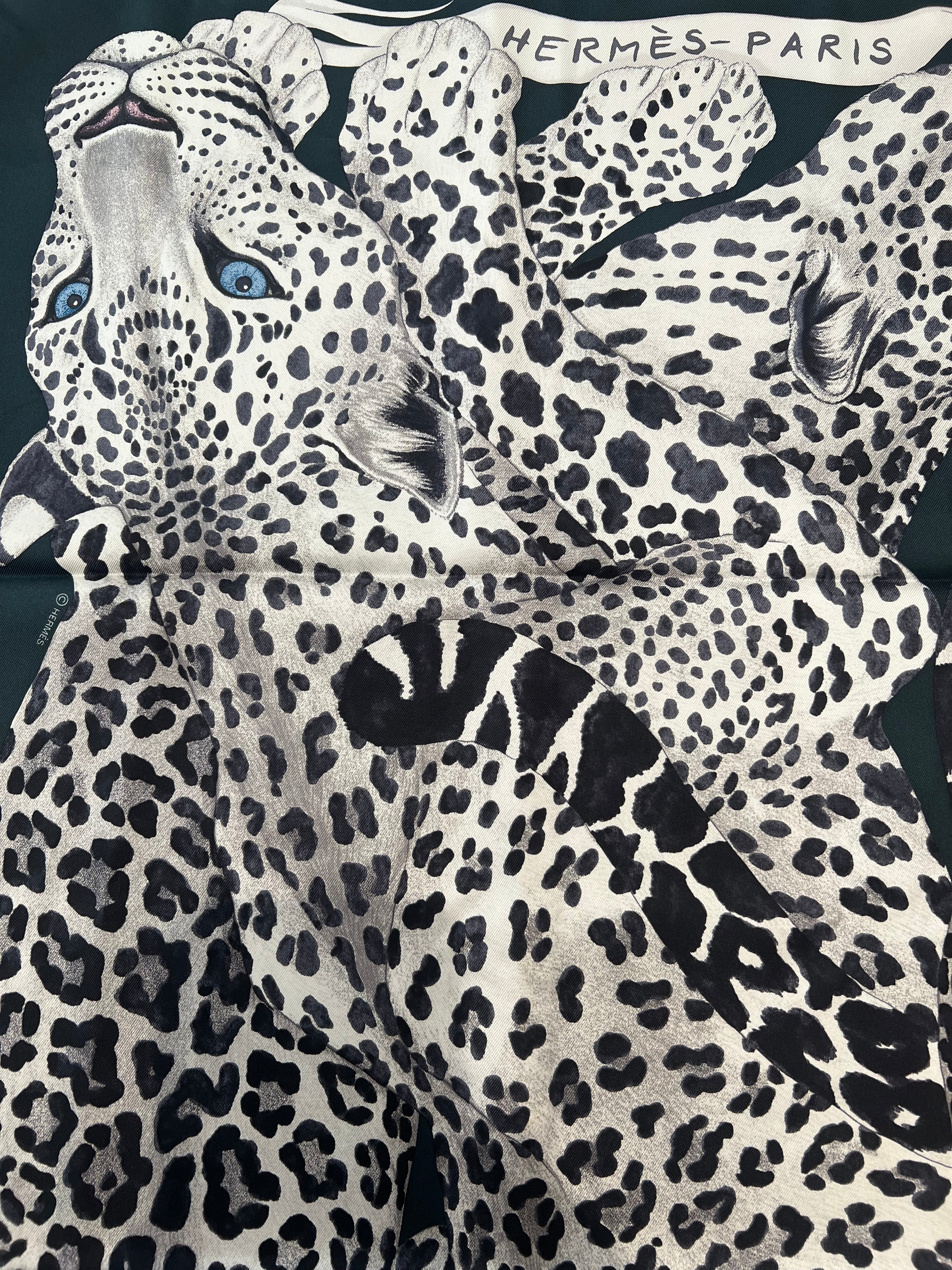 Hermès - Carré 90 « Lazy Leopardesses »