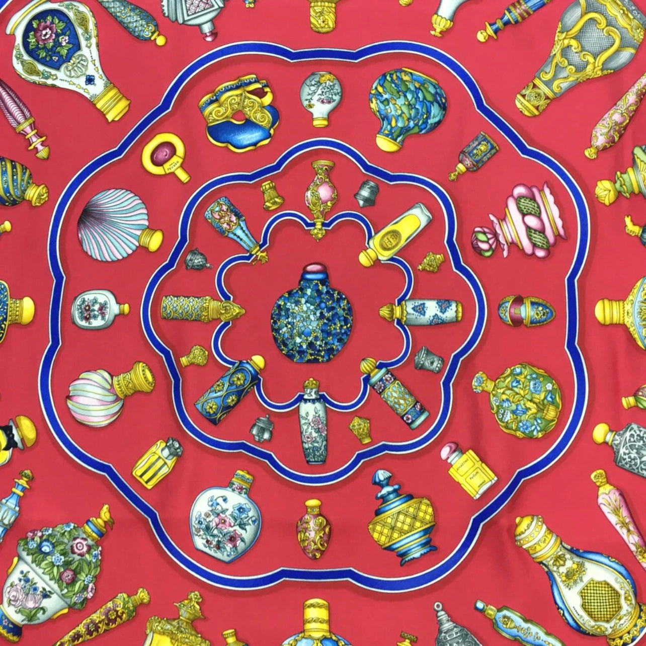 Hermès - Carré 90 « Qu’importe le flacon »