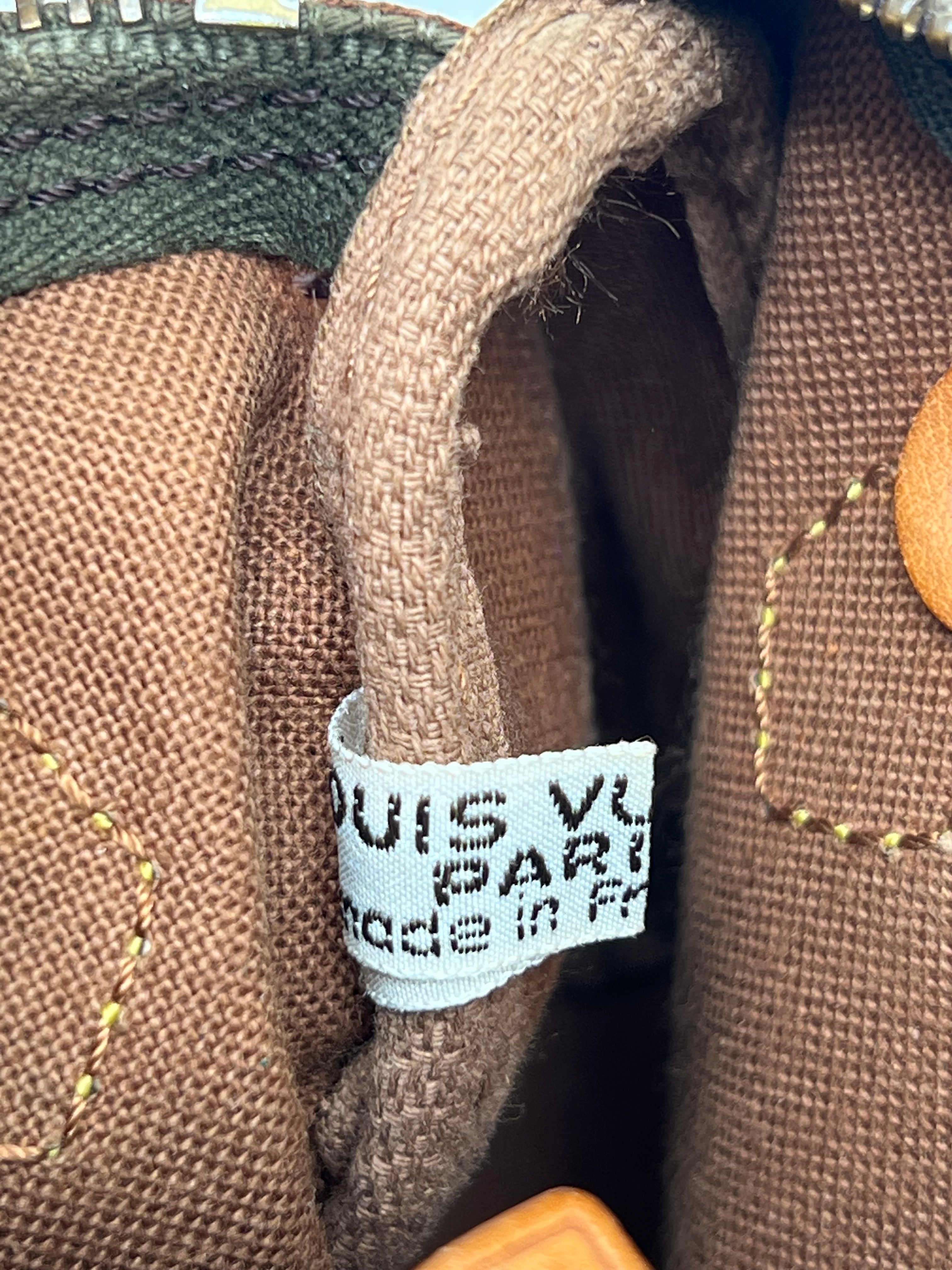 Louis Vuitton - Sac Nano Speedy