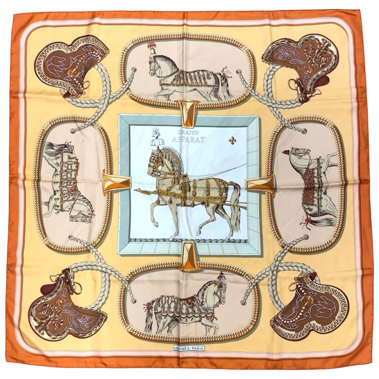 Hermès - Carré 90 « Grand Apparat »