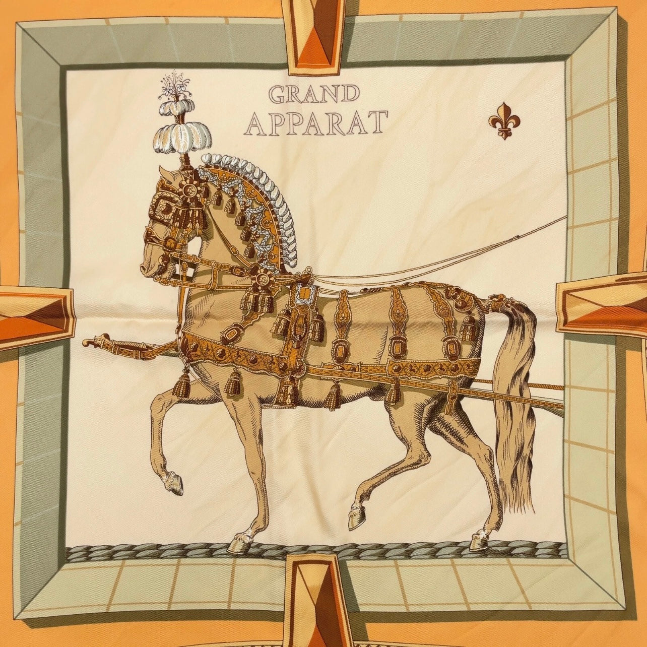 Hermès - Carré 90 « Grand Apparat »