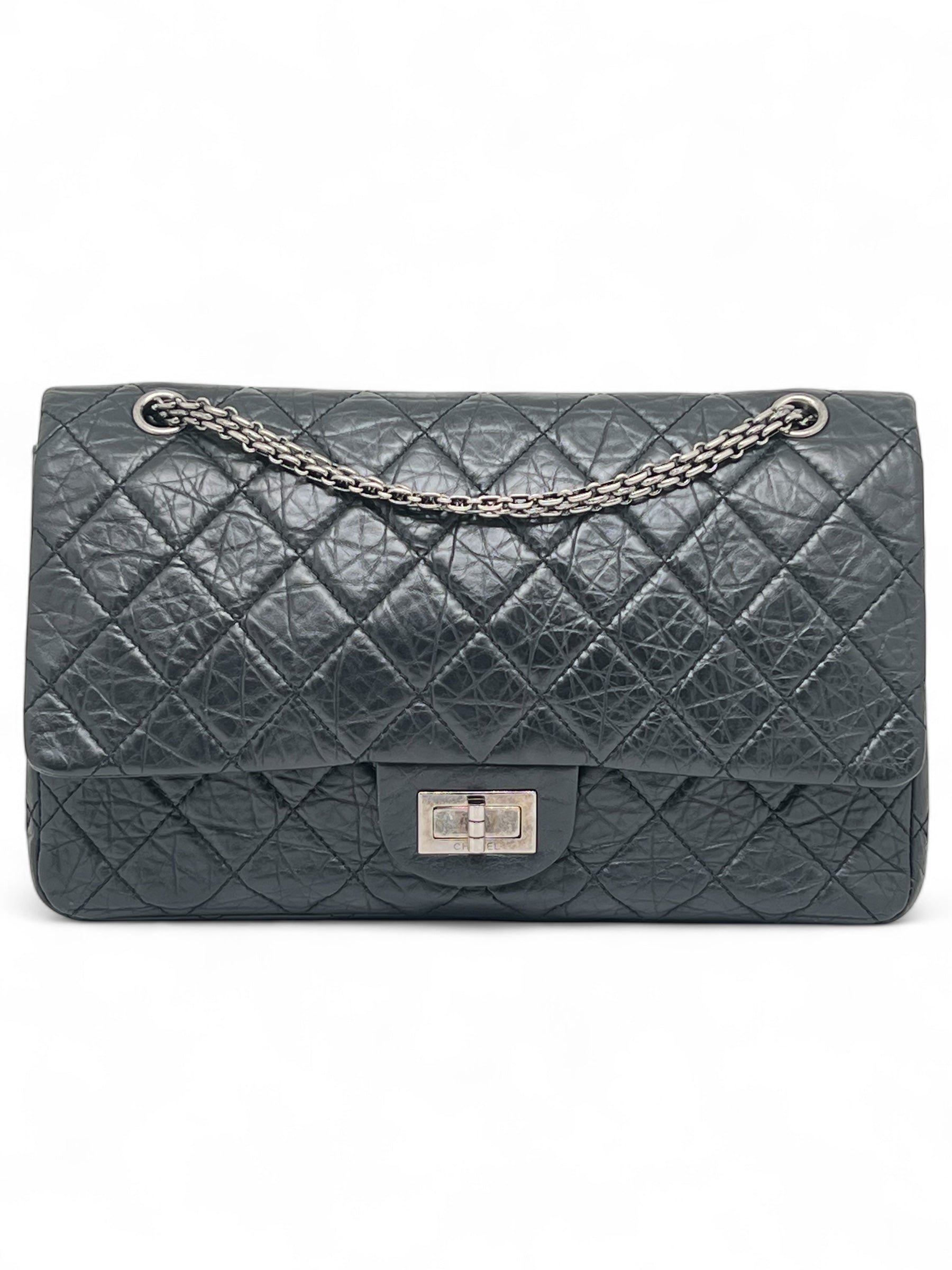 Chanel - Sac 2.55