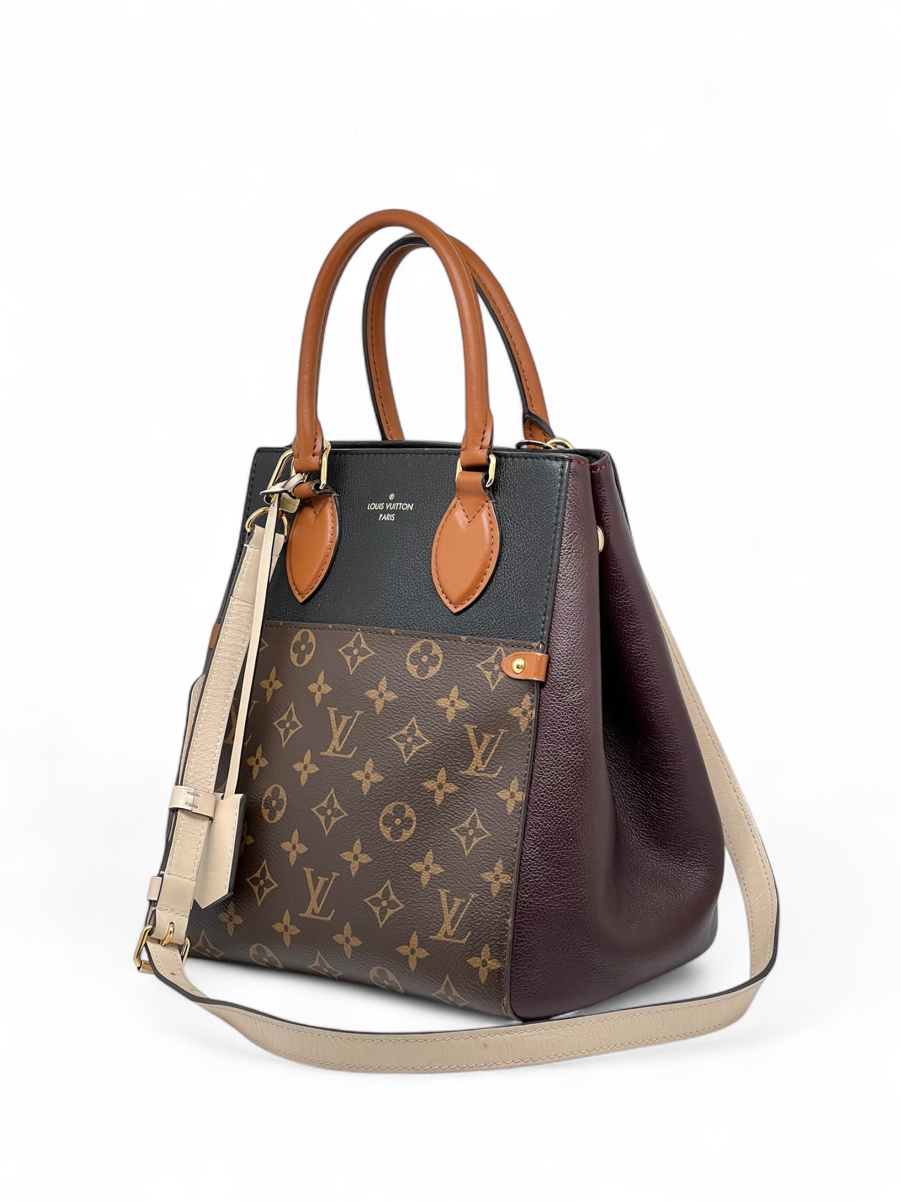 Louis Vuitton - Sac Fold Tote