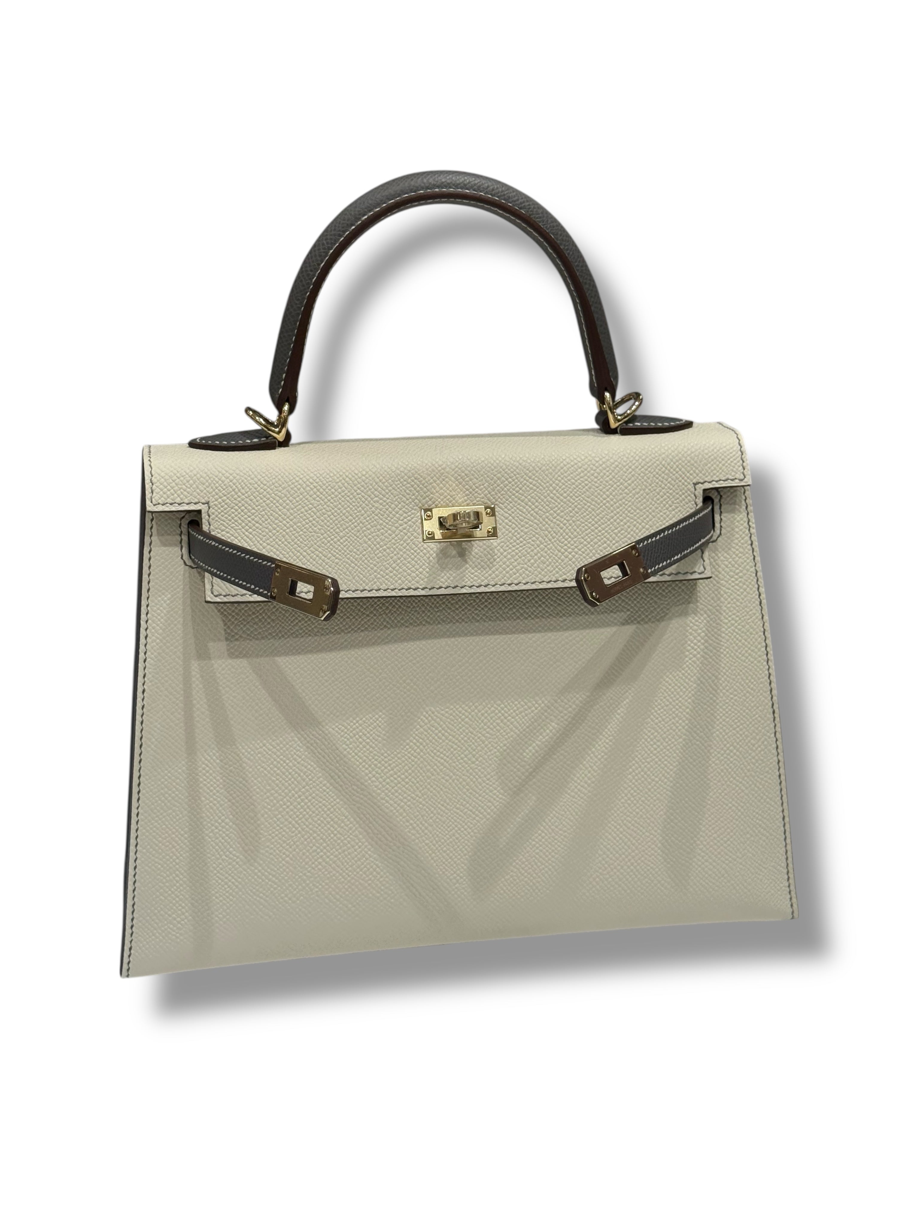 Hermès - Sac Kelly 25 Craie / Gris Meyer commande spécial