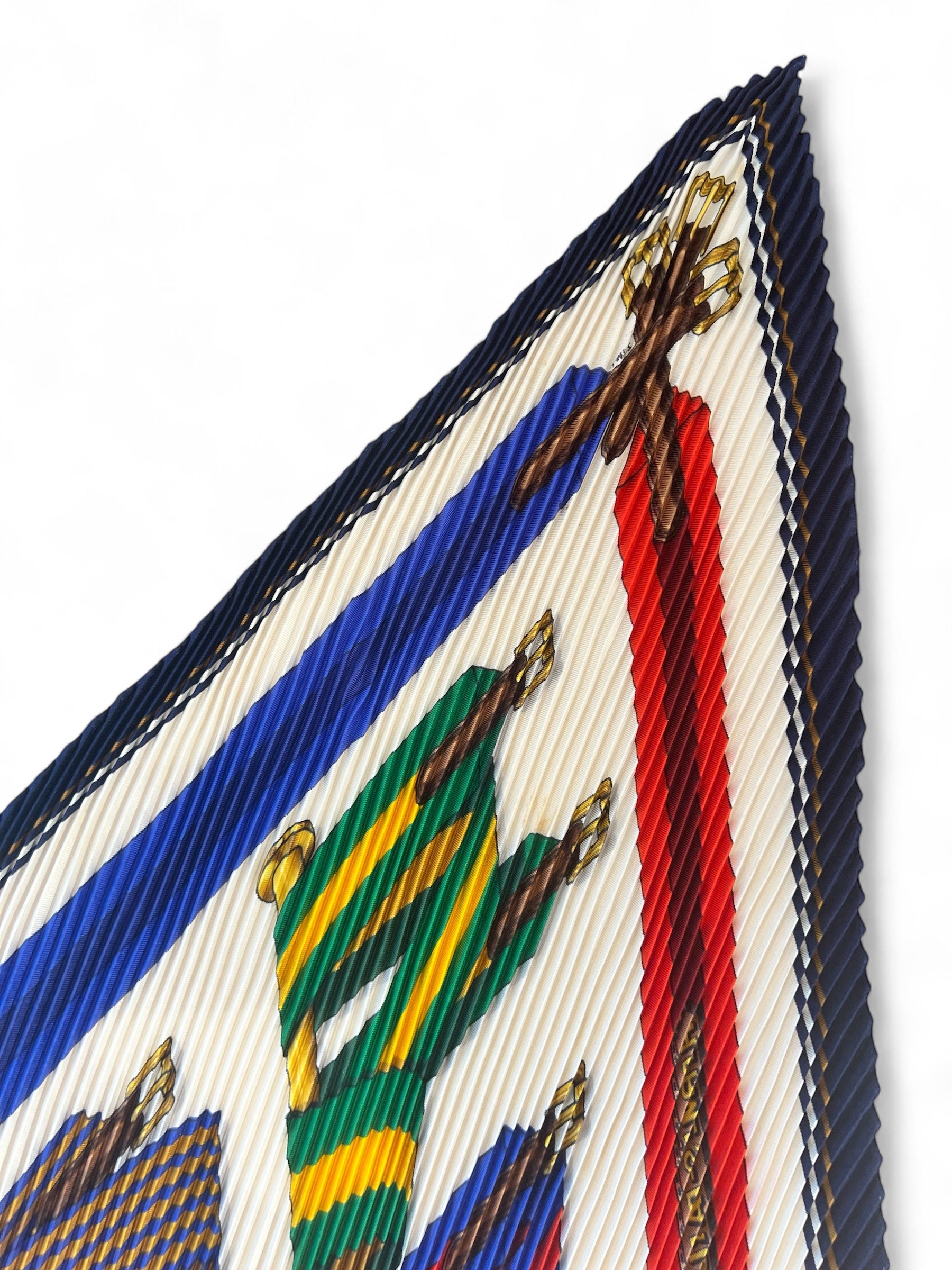 Hermès - Carré plissé « Les Sangles »