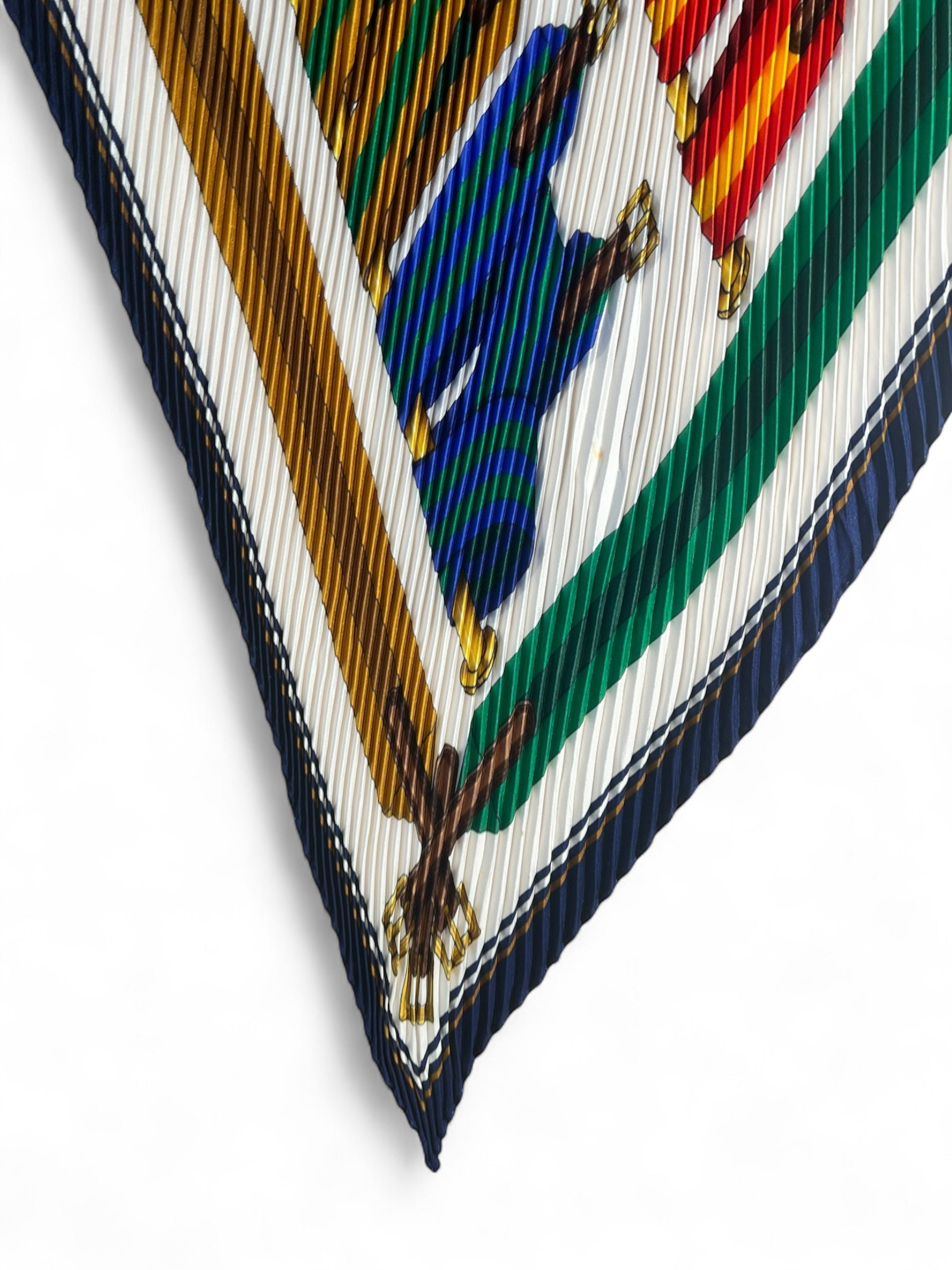 Hermès - Carré plissé « Les Sangles »