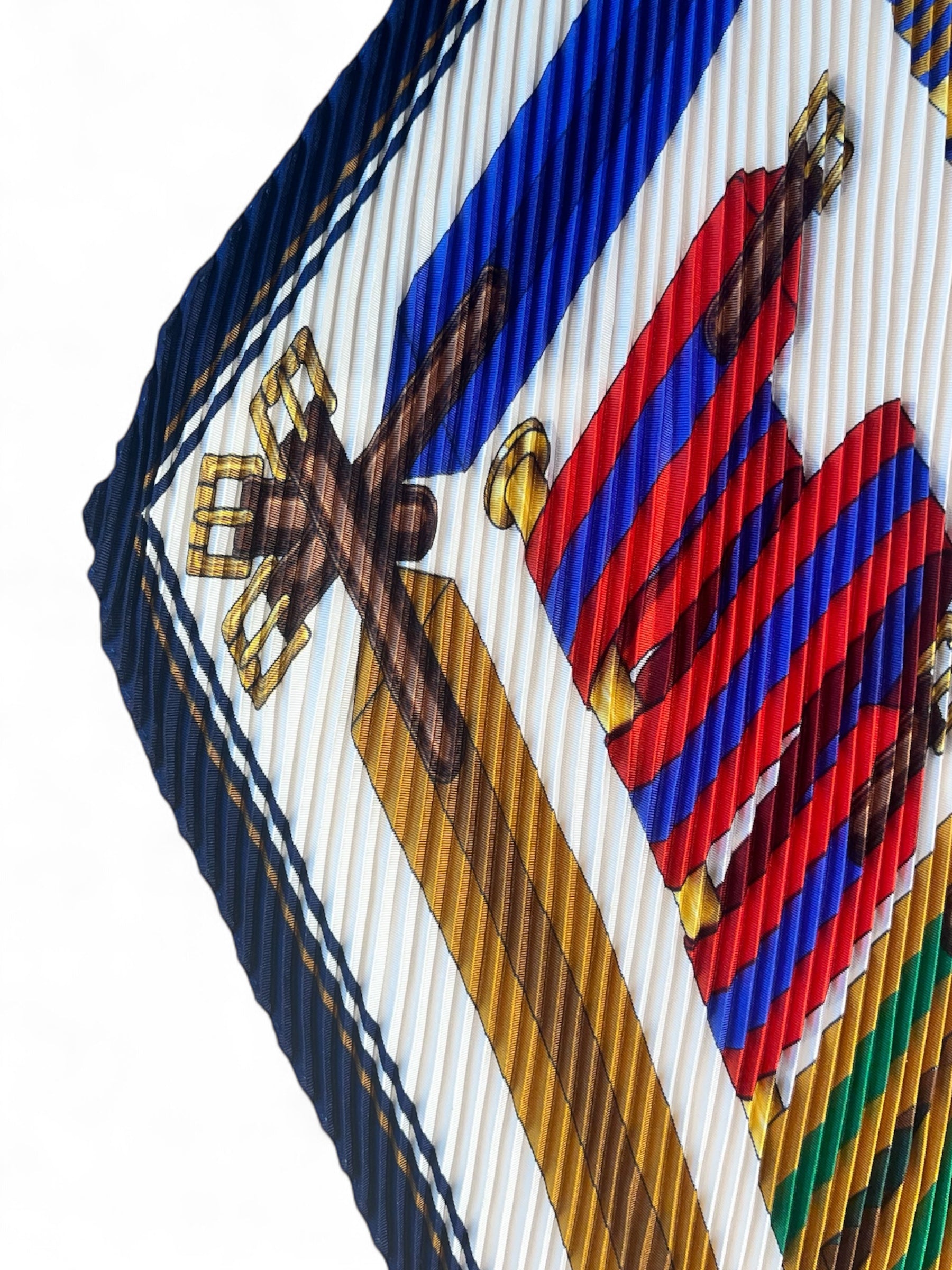 Hermès - Carré plissé « Les Sangles »