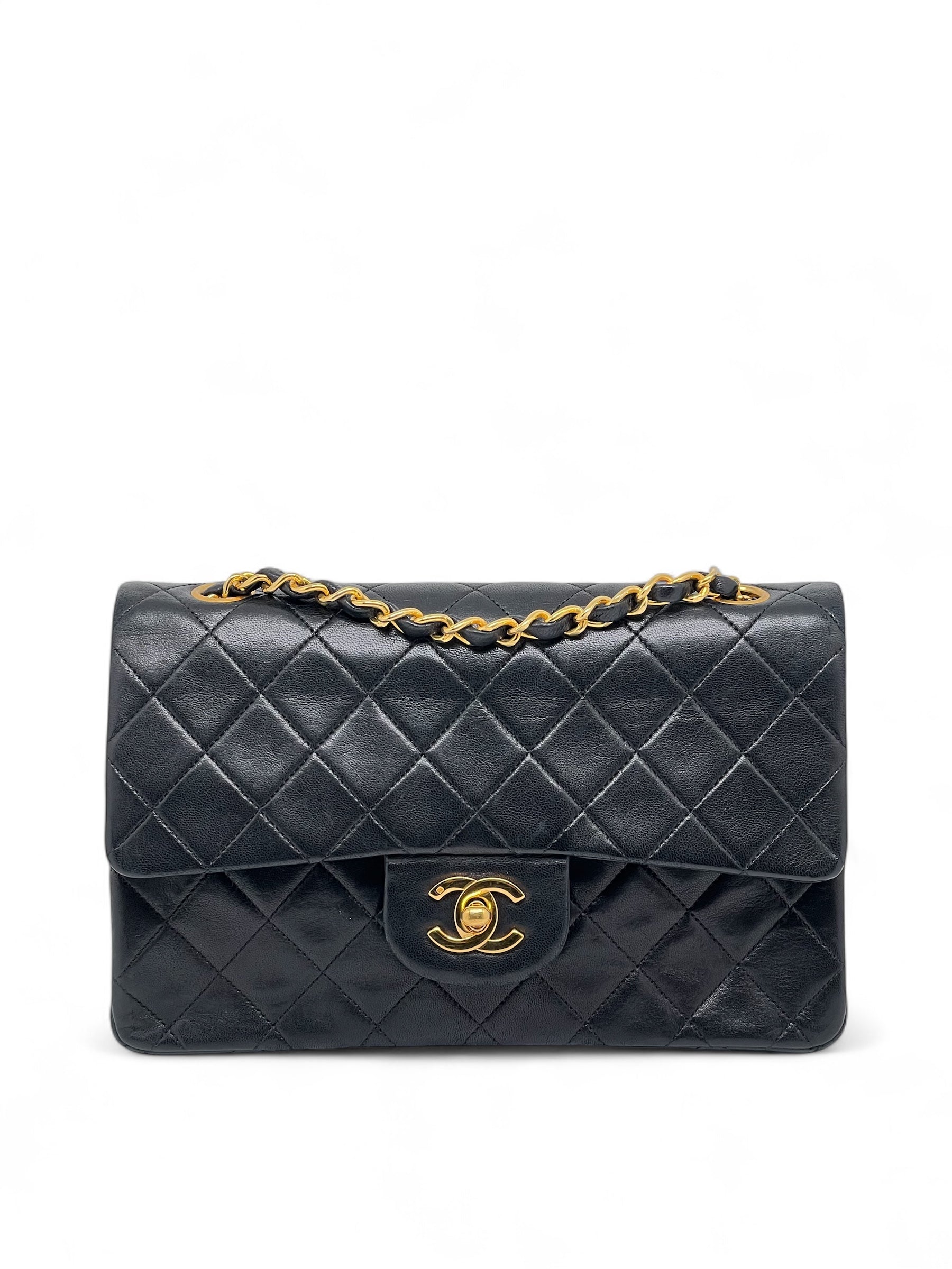 Chanel - Zeitlos 23