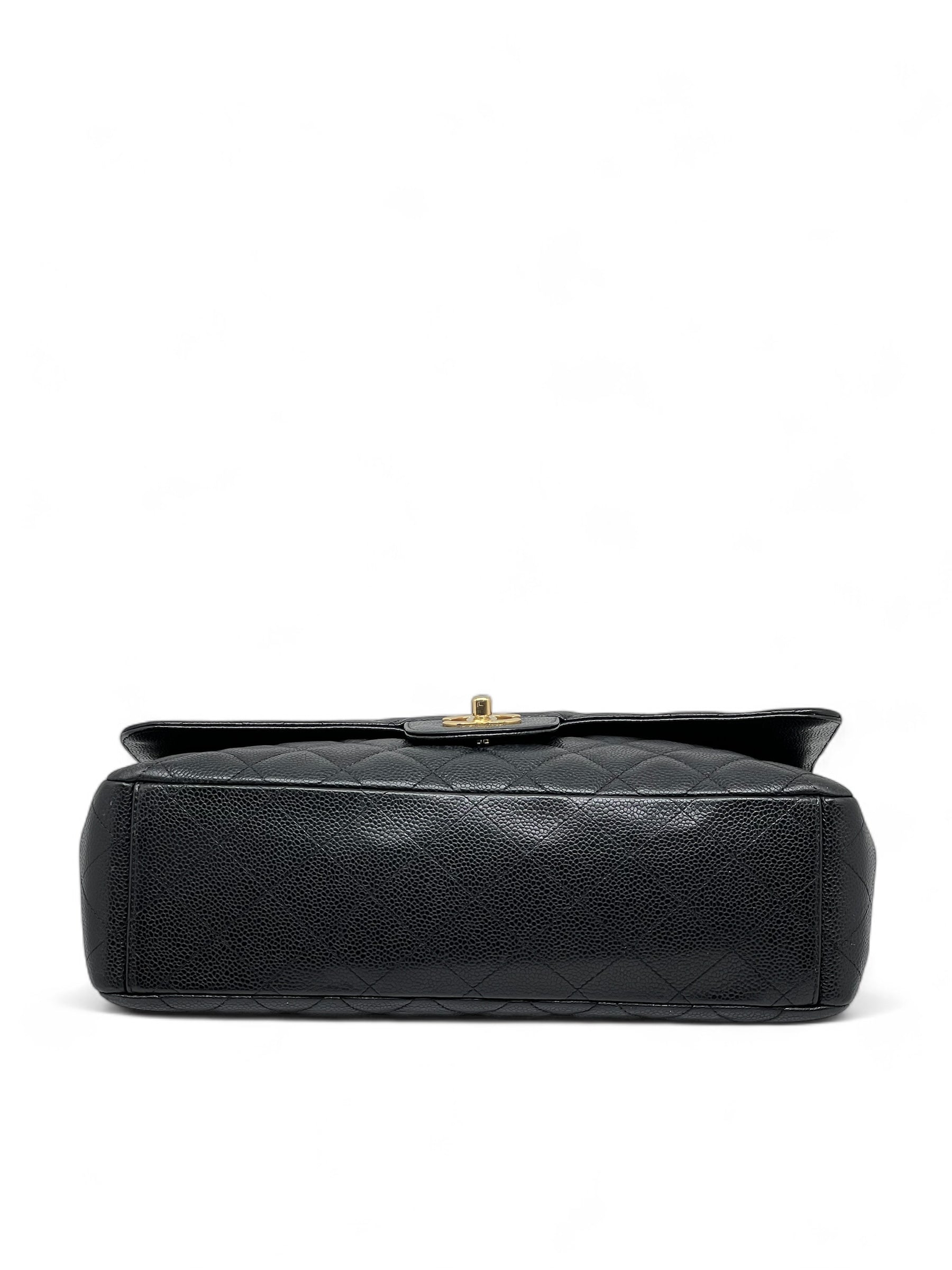 Chanel - Maxi Jumbo Tasche aus Kaviarleder