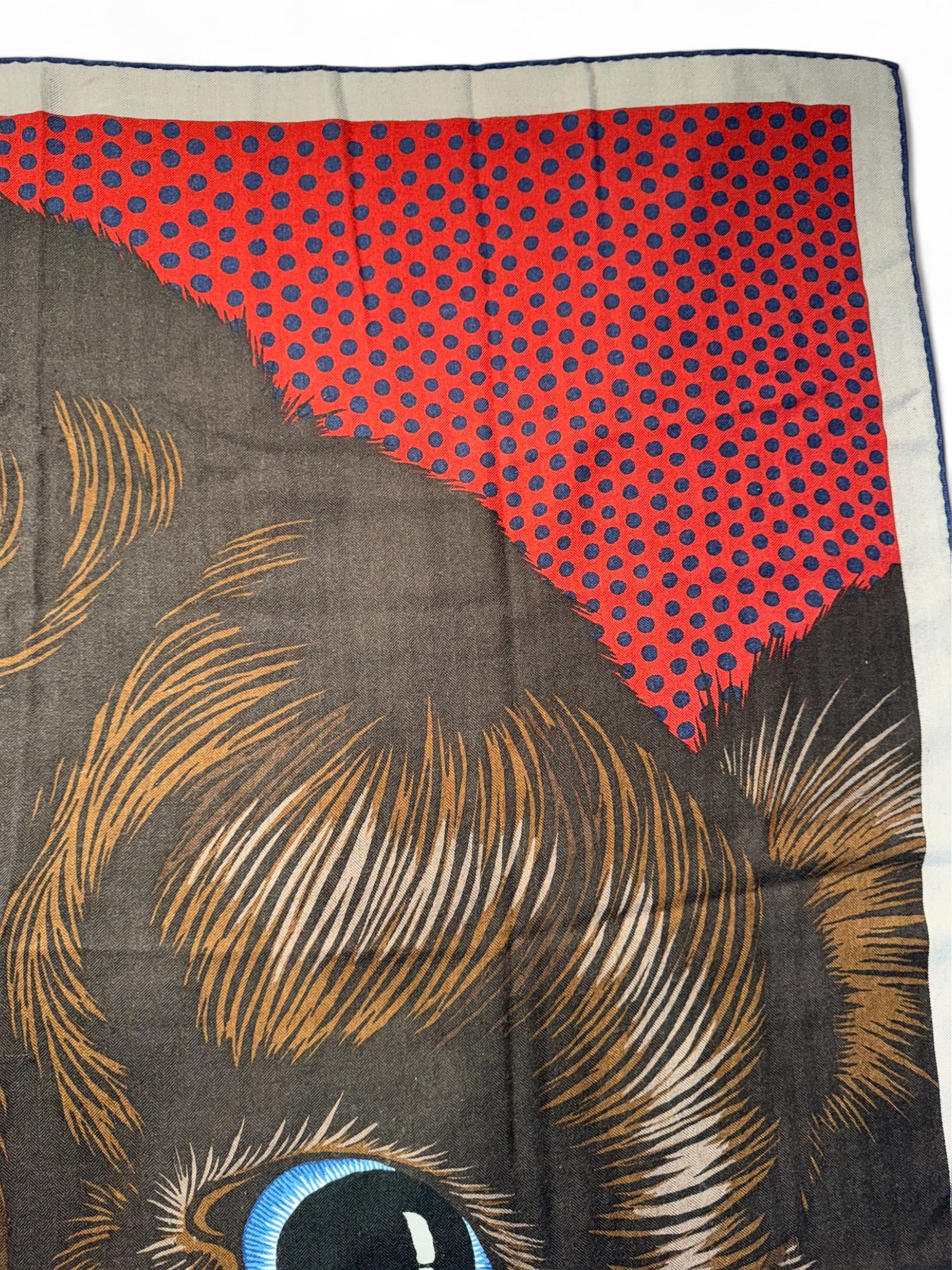 Hermès - Châle motif ours