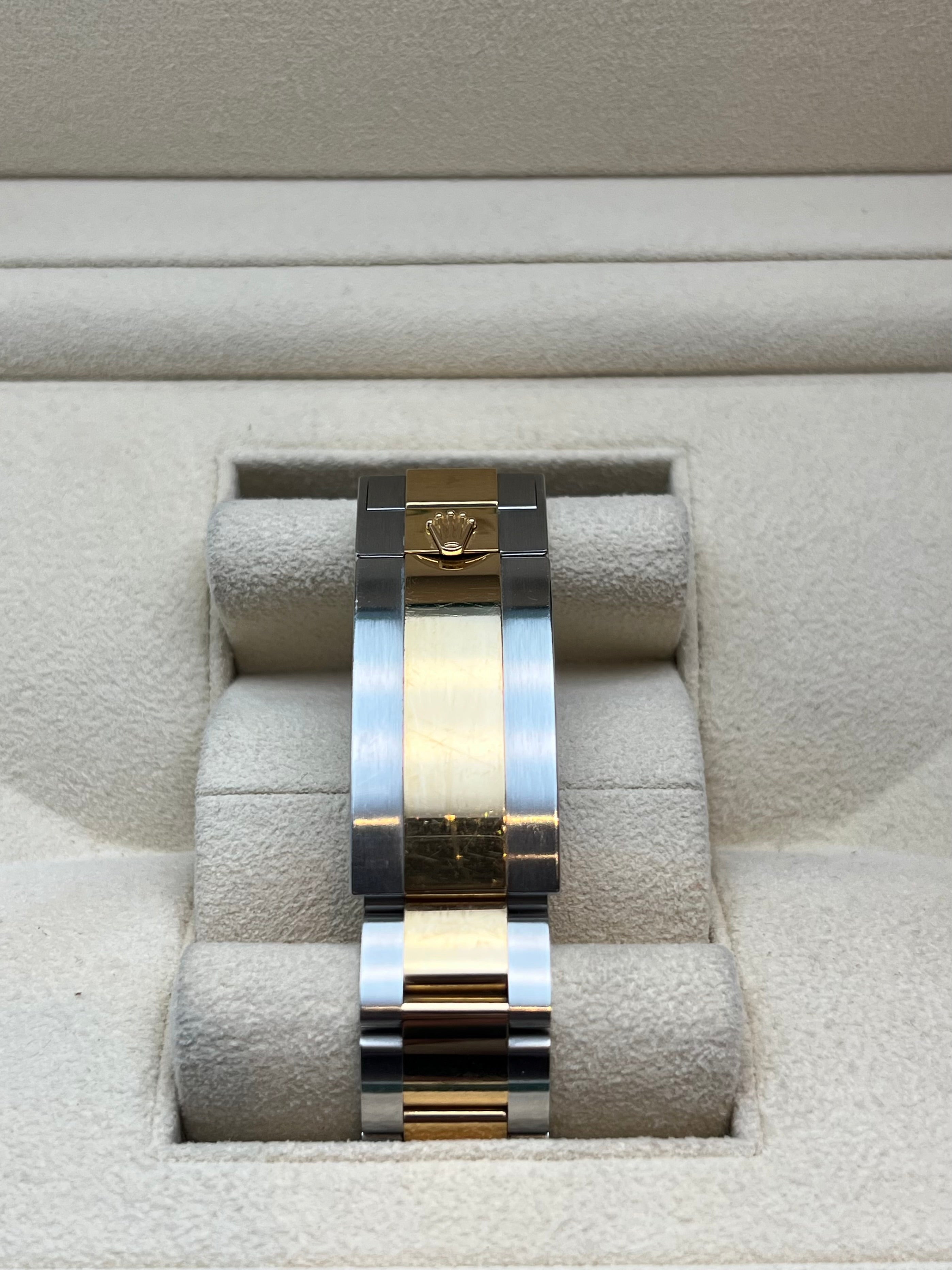 Rolex - Montre Submariner Oystersteel