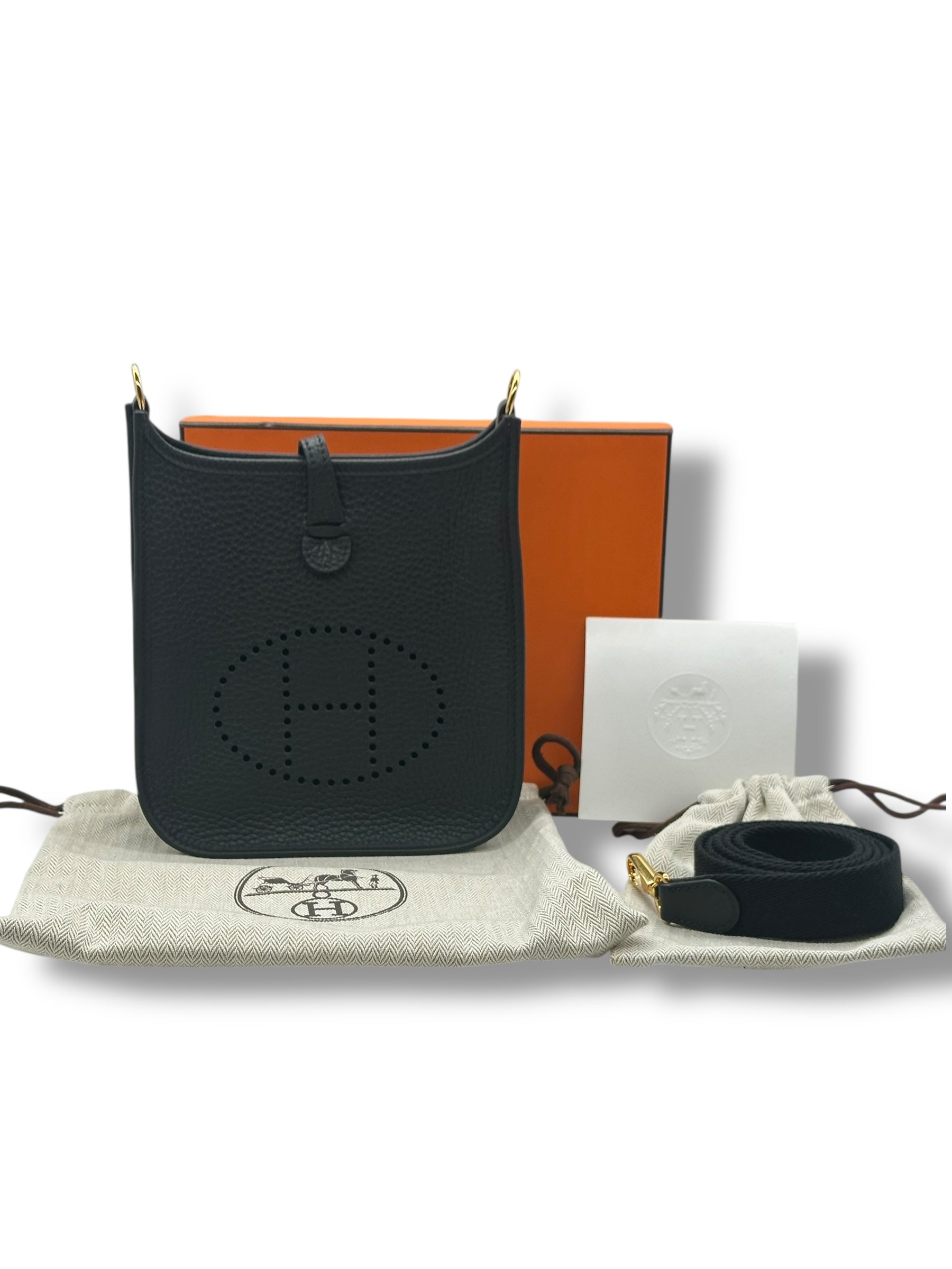 Hermès - Sac Evelyne 16 Amazone Taurillon Clémence Noir