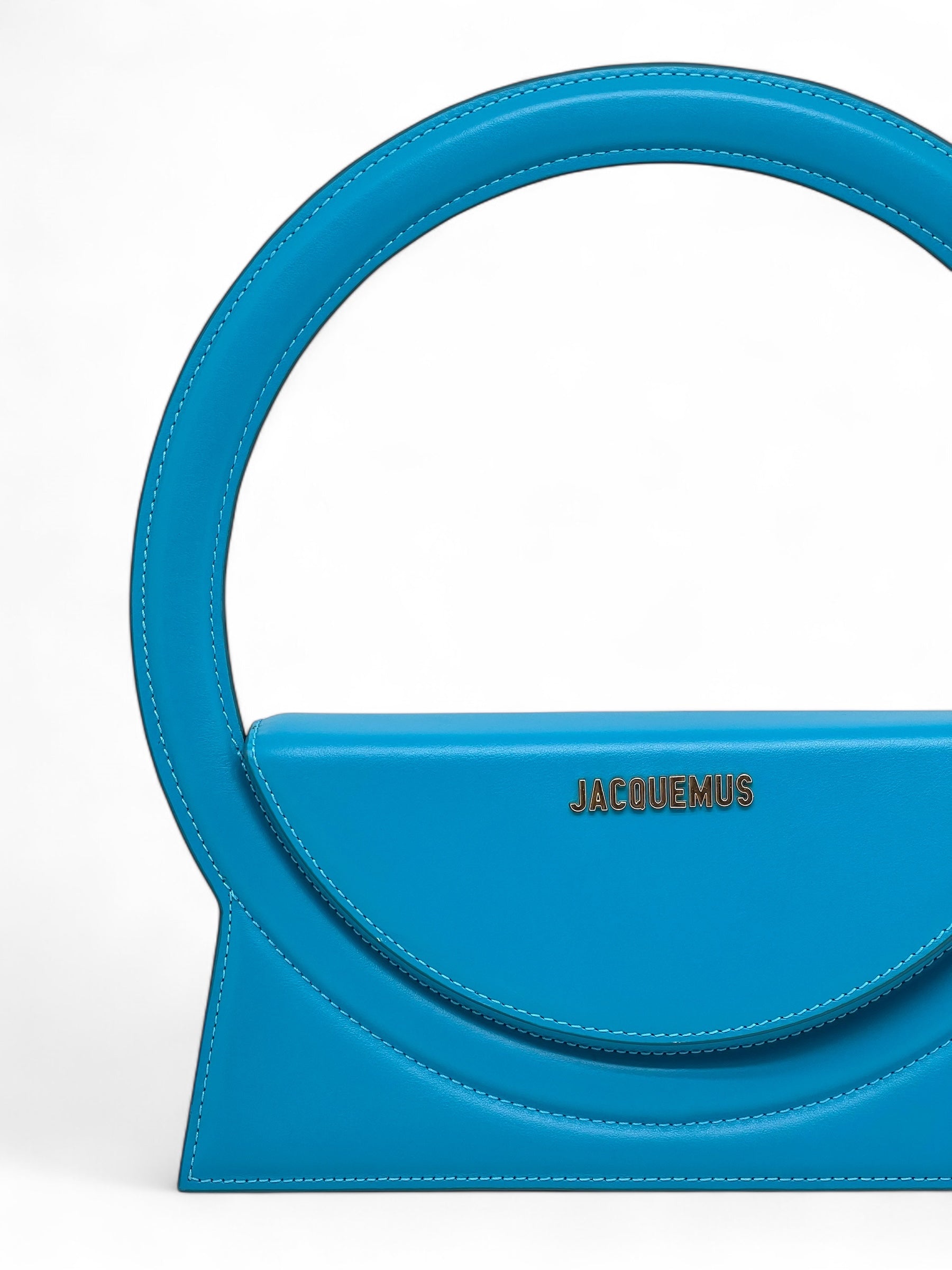 Jacquemus - Schultertasche aus Leder Le Rond