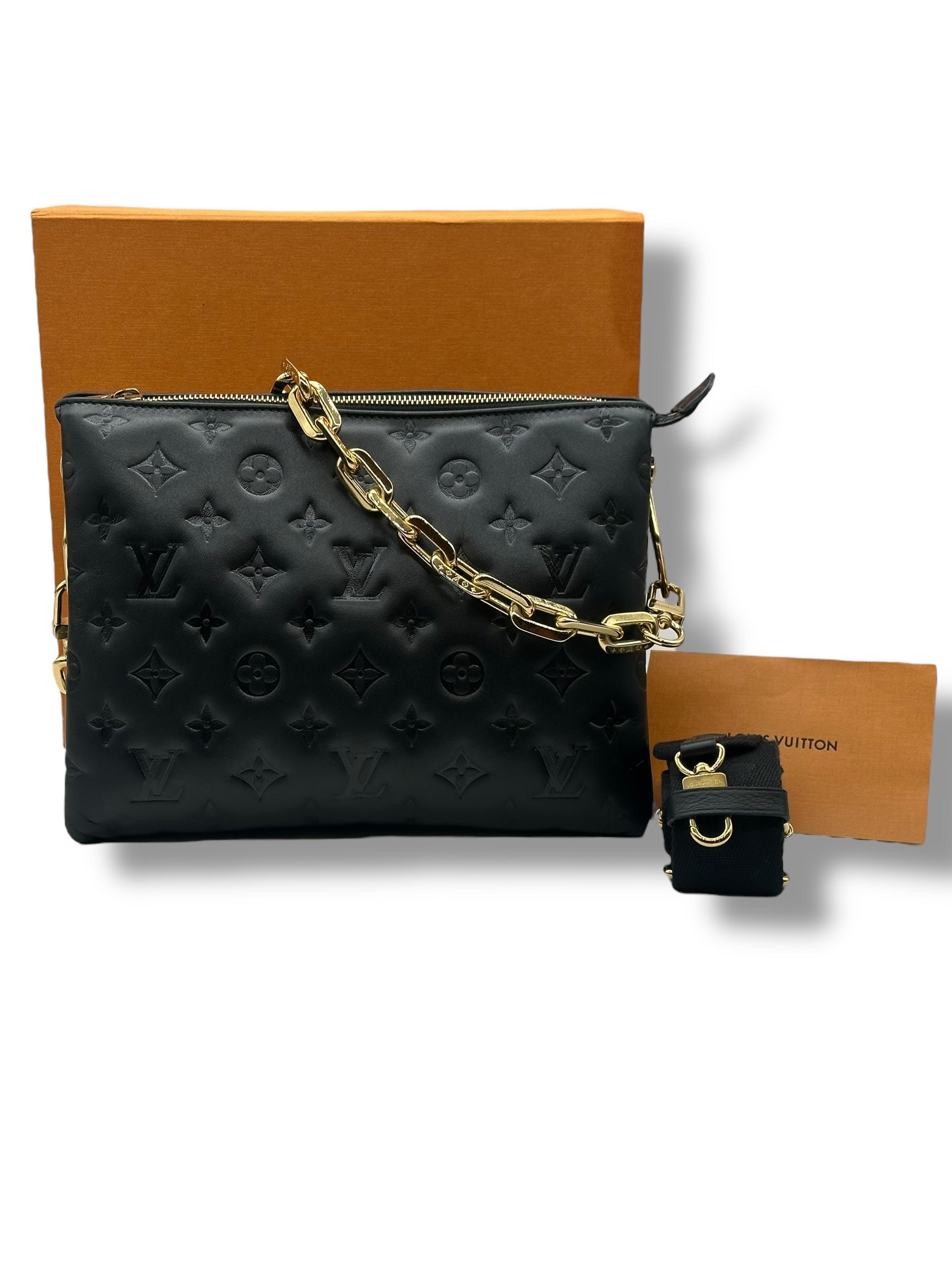 Louis Vuitton - Sac Coussin PM noir