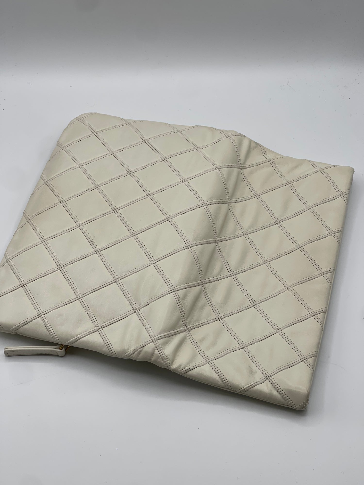 Chanel - Matelassierte Klapp-Clutch