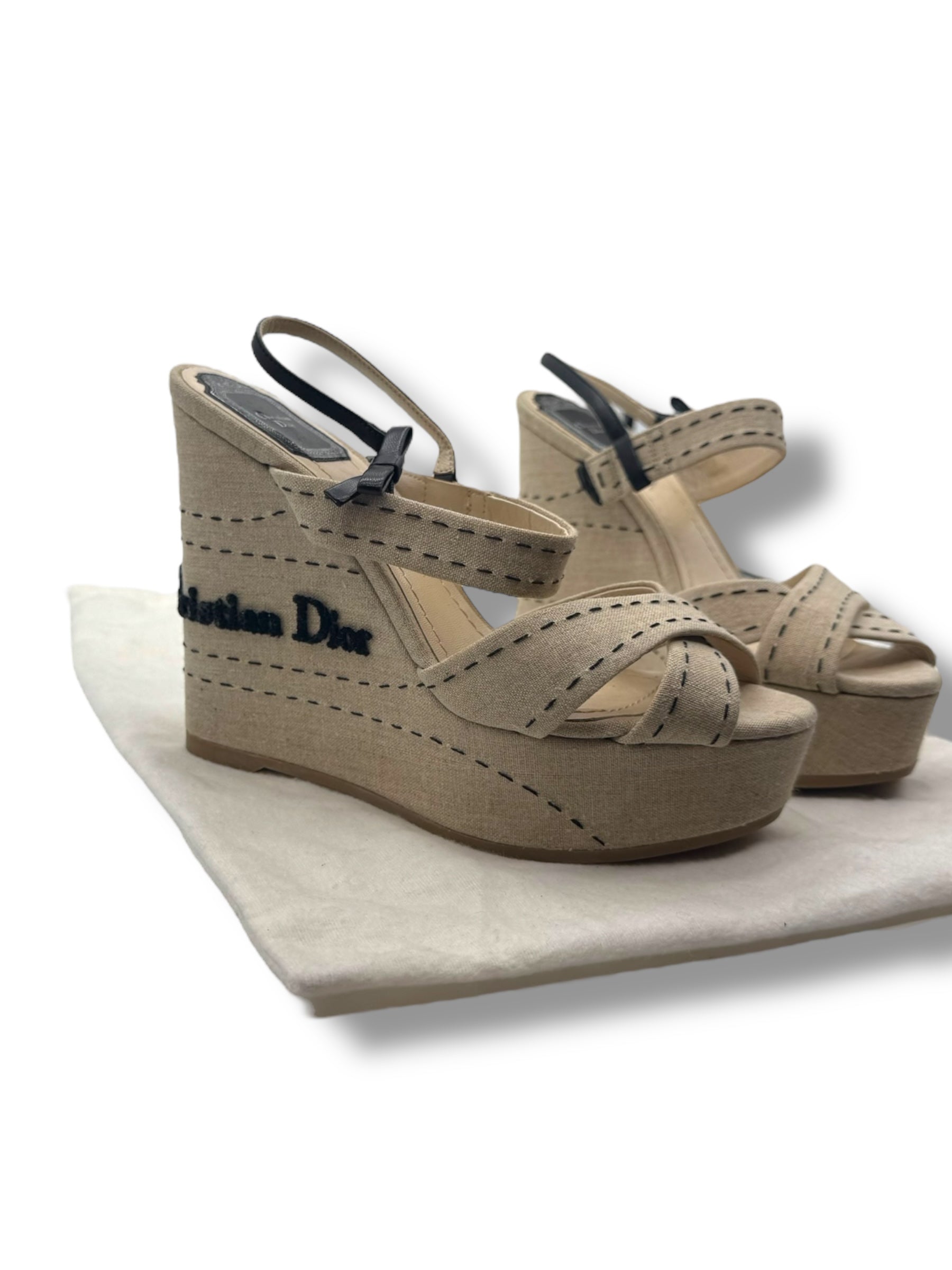 Christian Dior - Keilabsatz-Pumps CD aus Segeltuch T38,5