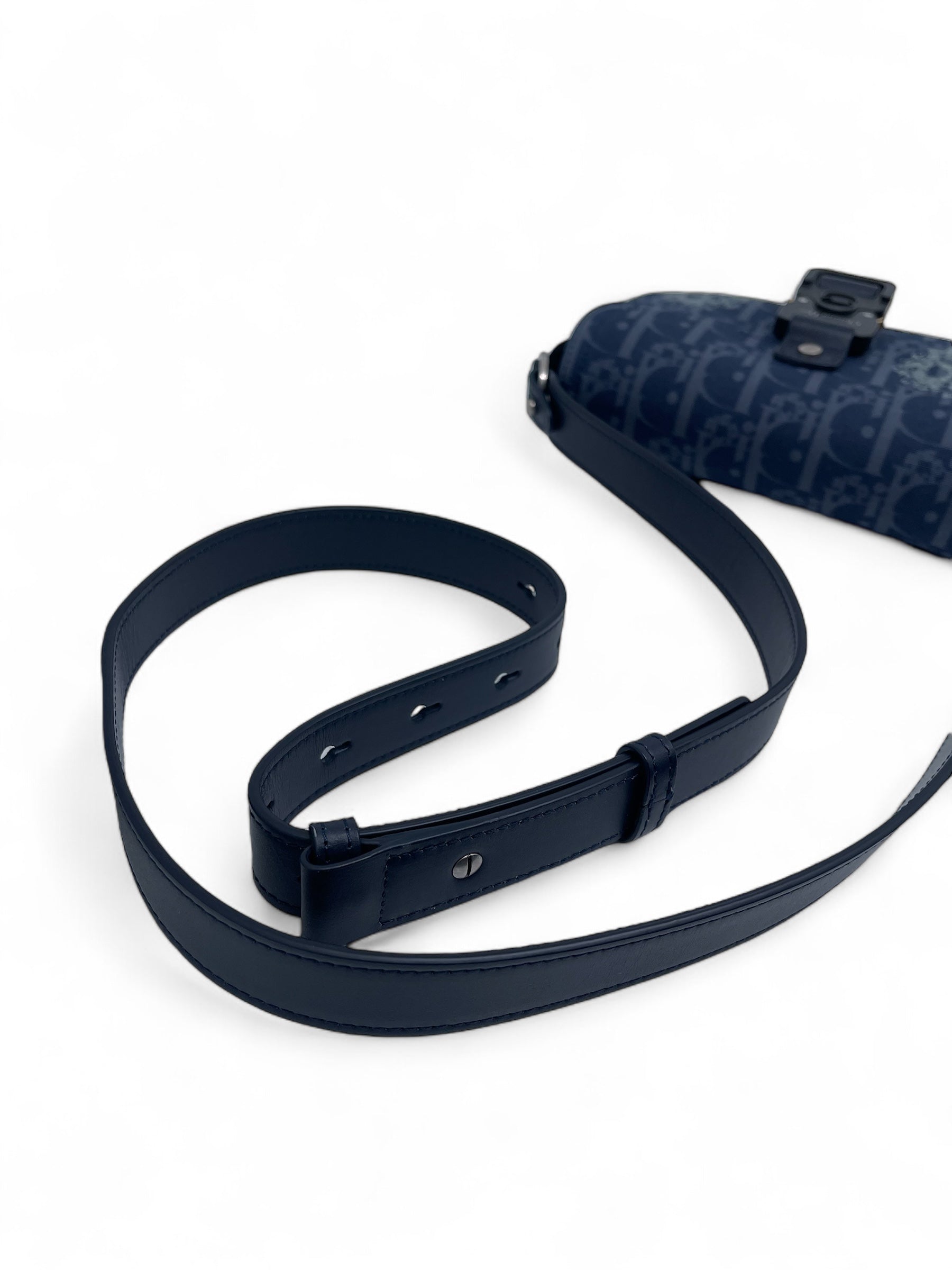Dior - Satteltasche mit Schulterriemen