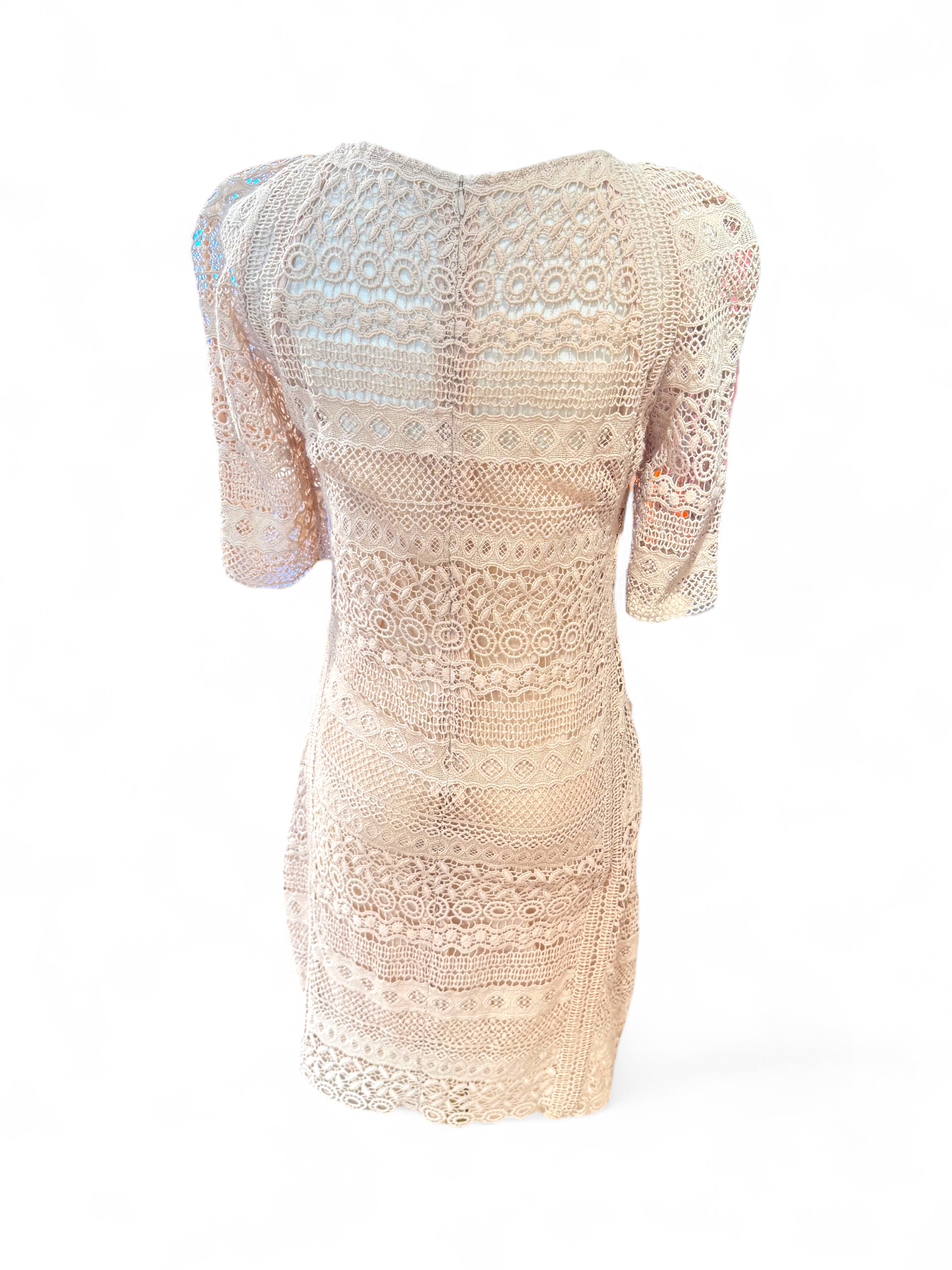 Maje - Robe en dentelle nude T36