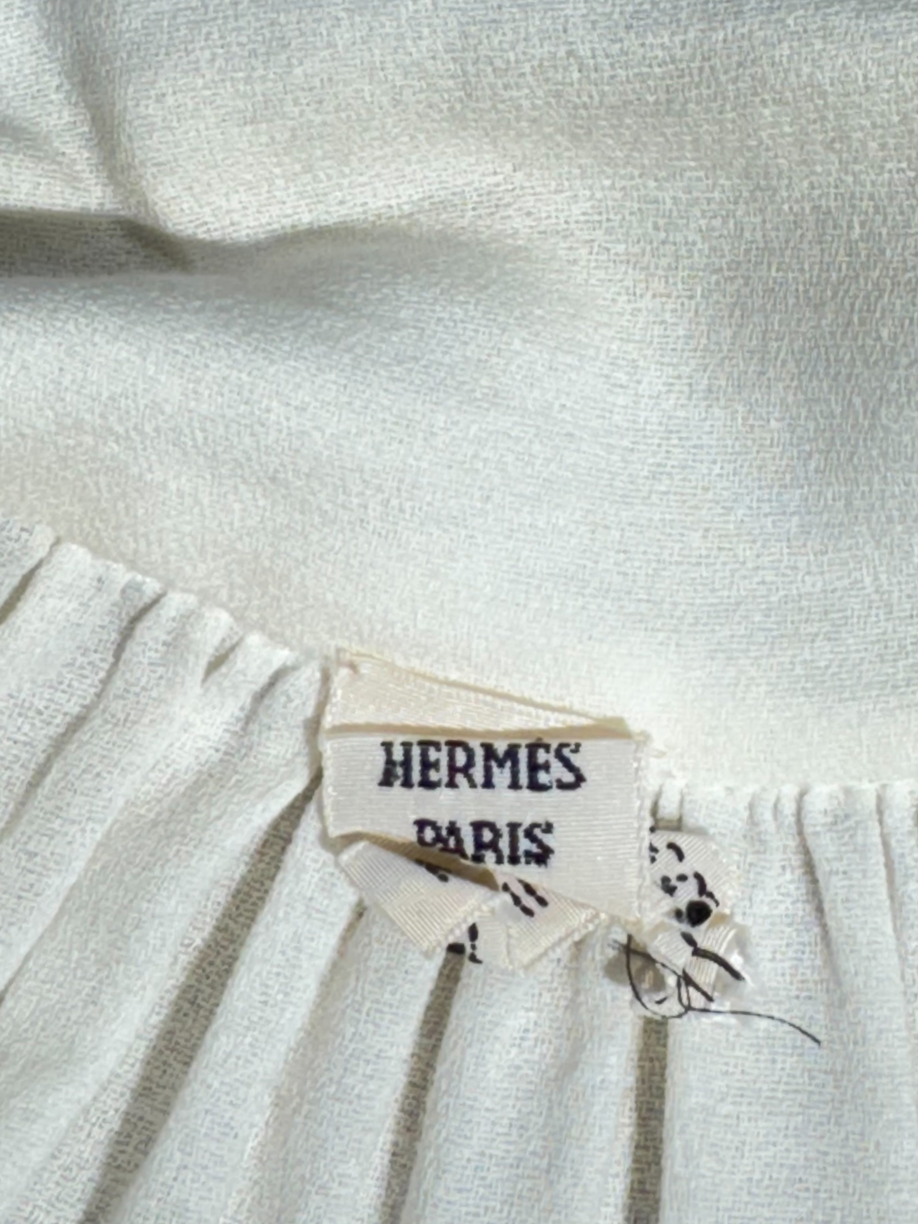 Hermès - Top bianco con collo T42