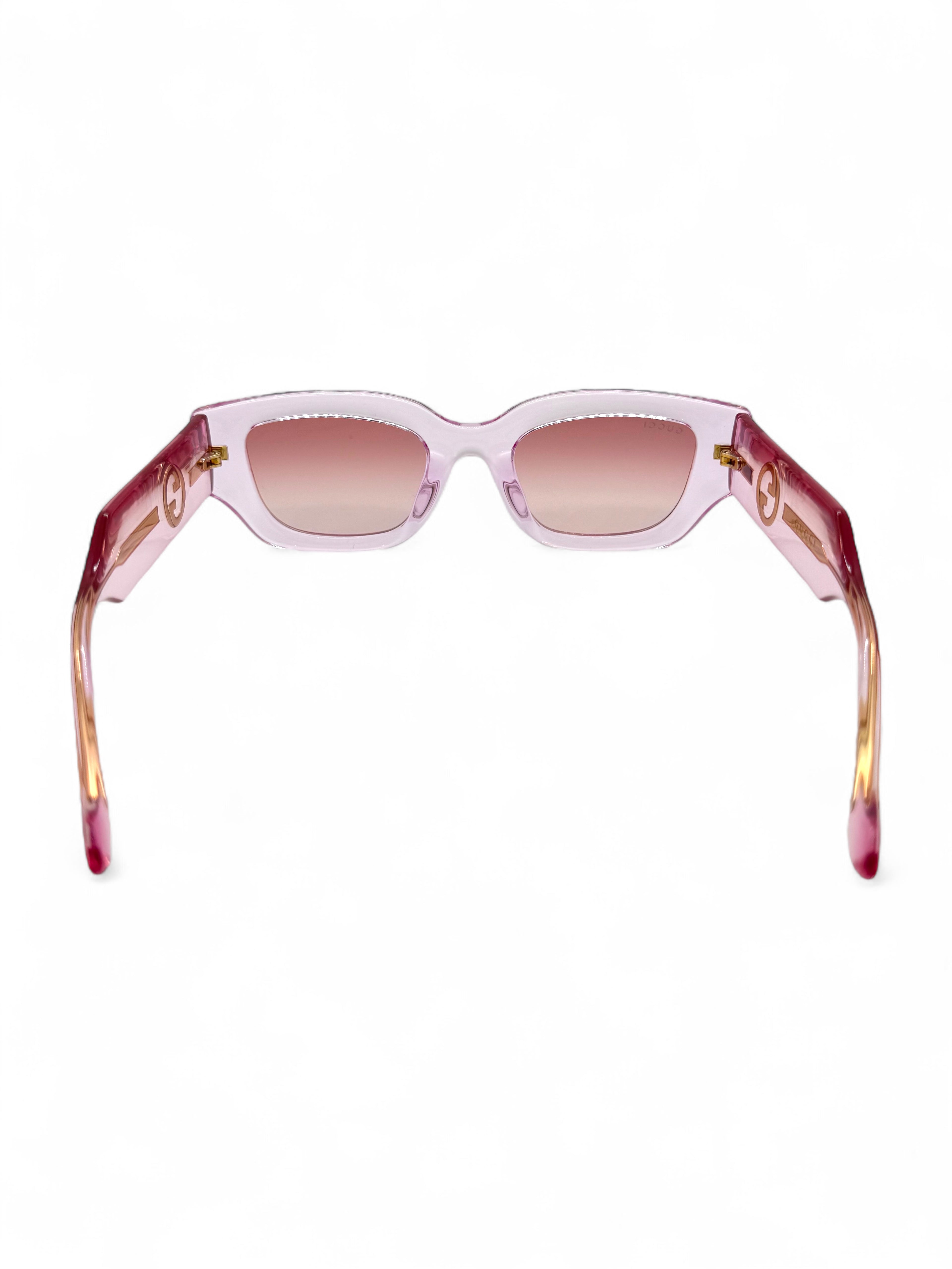 Gucci - Lunettes de soleil rose en transparence