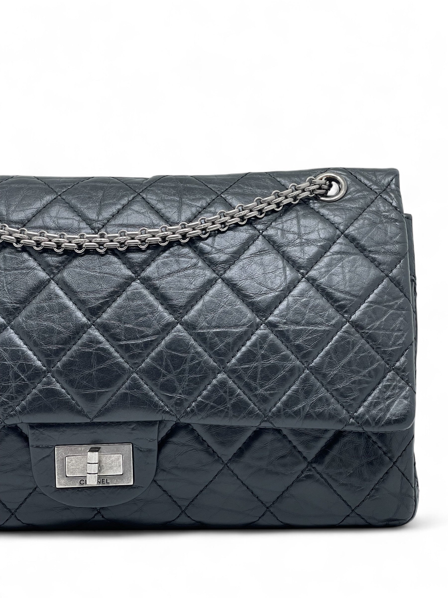 Chanel - Sac 2.55 Taille 33