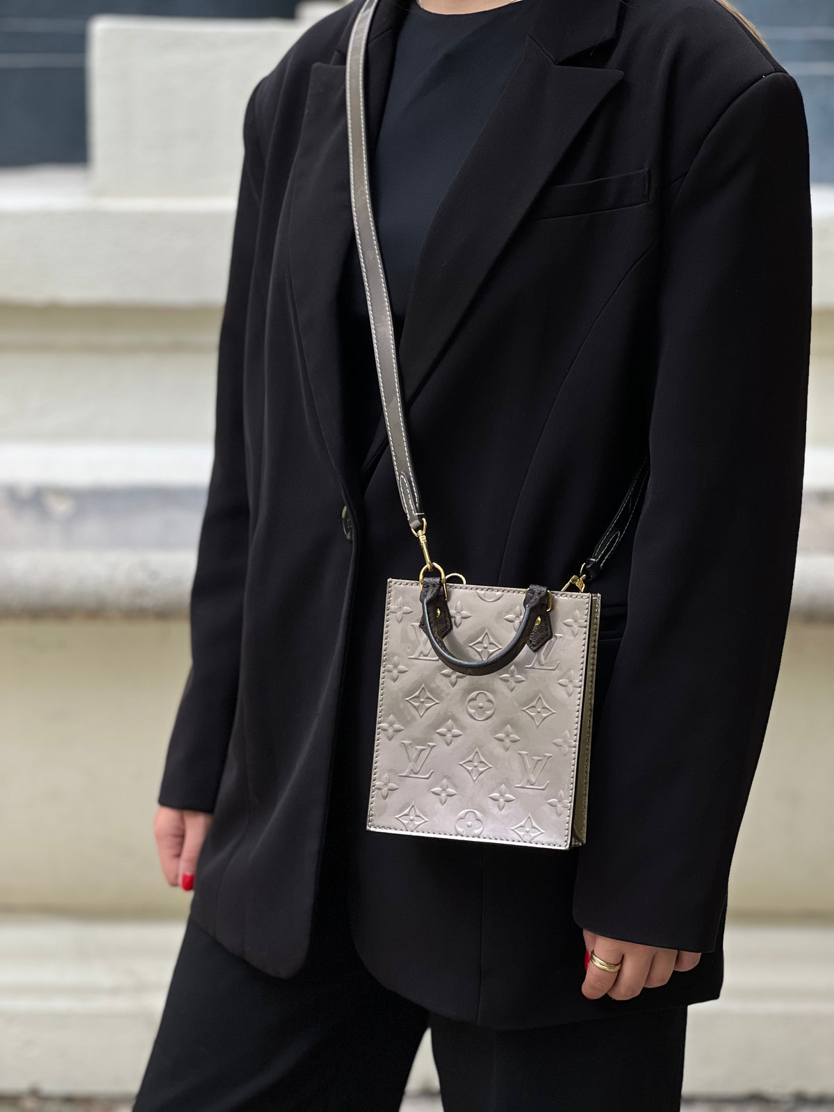 Louis Vuitton - Sac Vernis Monogramme beige