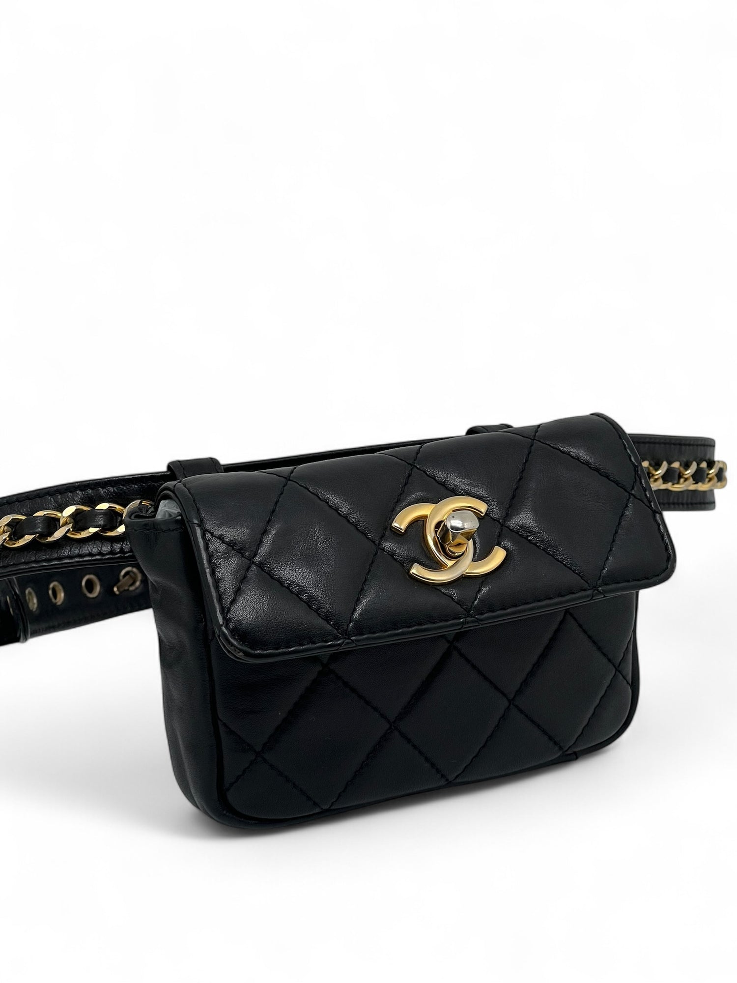 Chanel -  Sac ceinture vintage 85