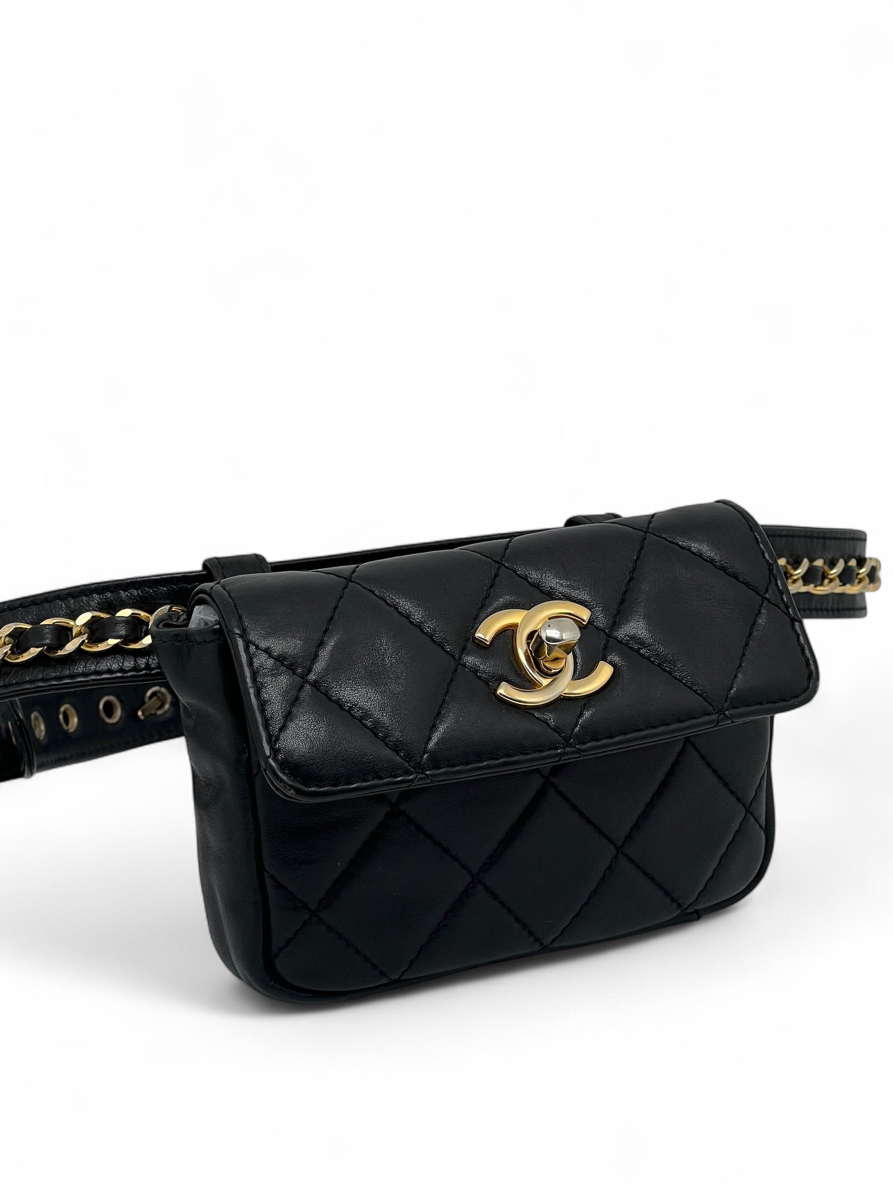 Chanel - Sac ceinture vintage 85