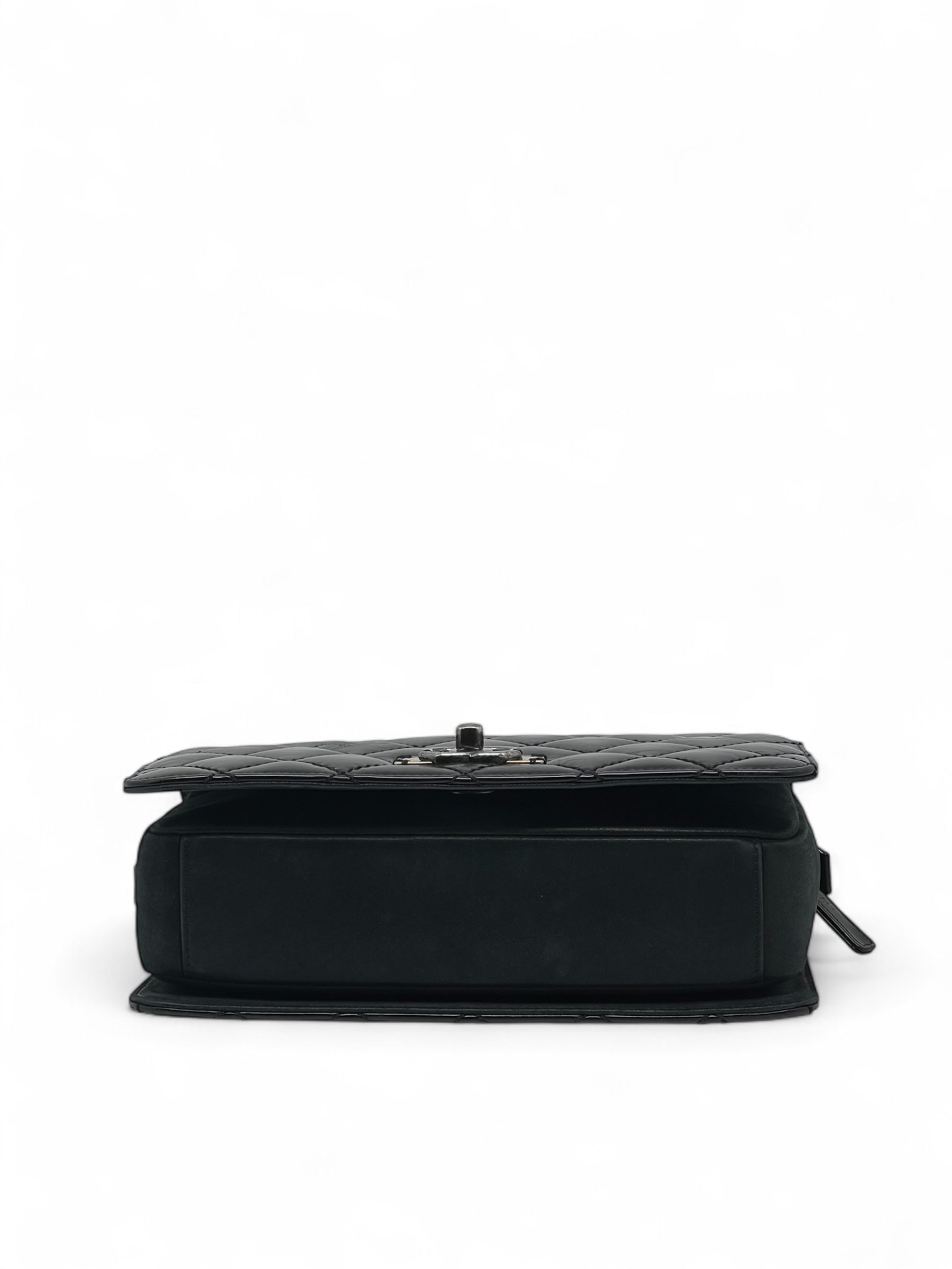 Chanel - Sac à rabat en cuir