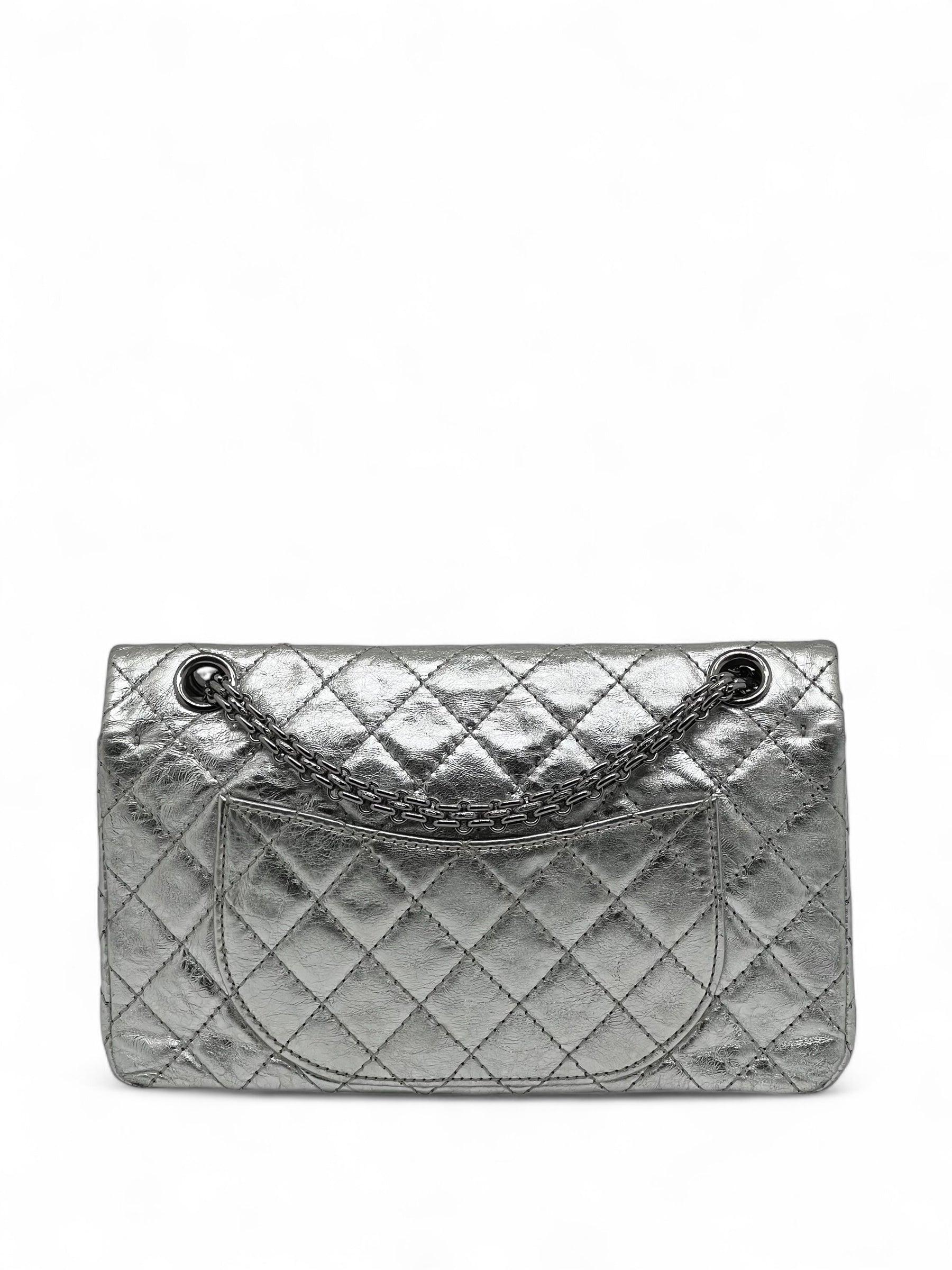 Chanel - Sac 2.55 argenté