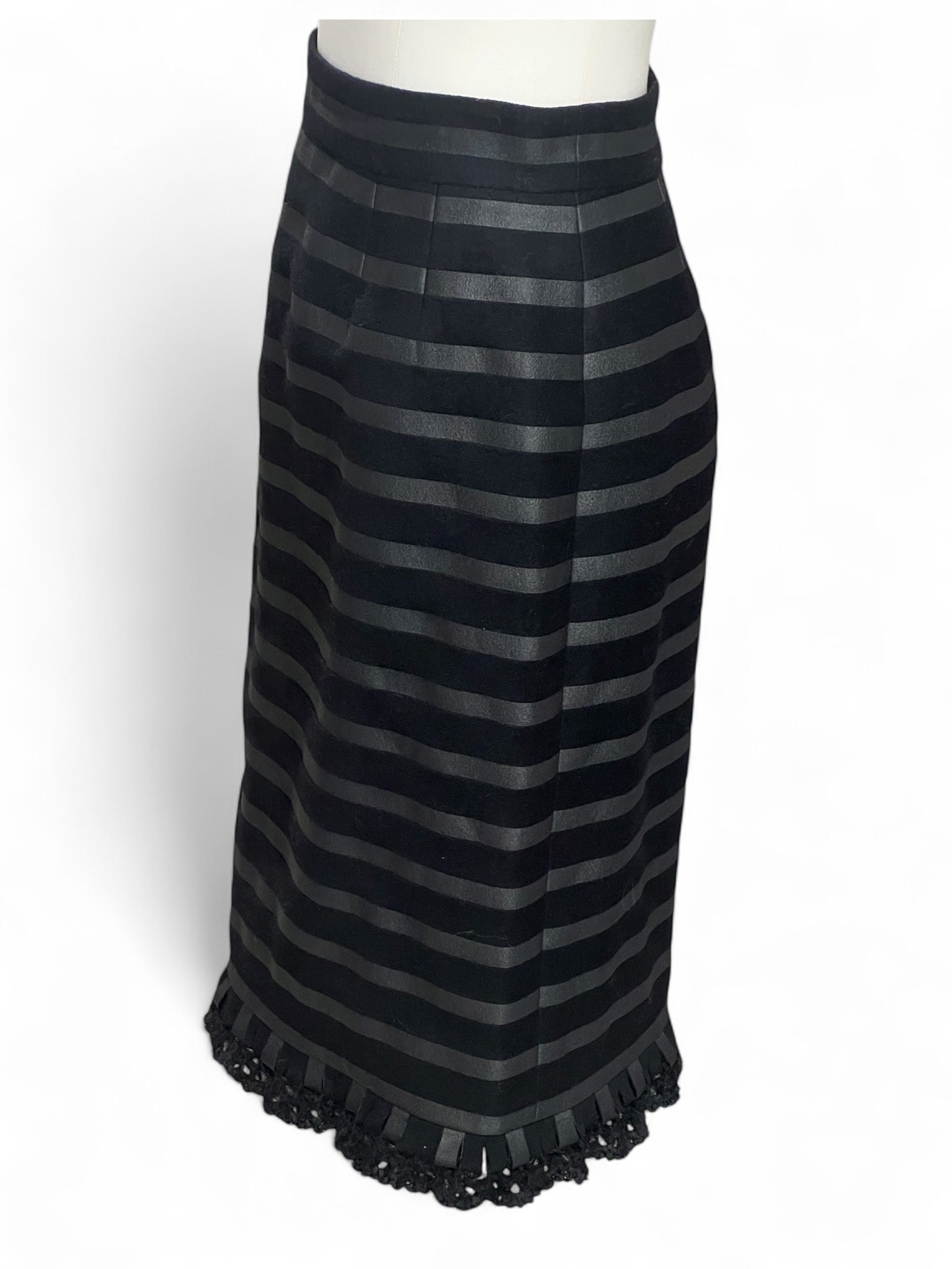 Chanel - Jupe noir en cachemire T36