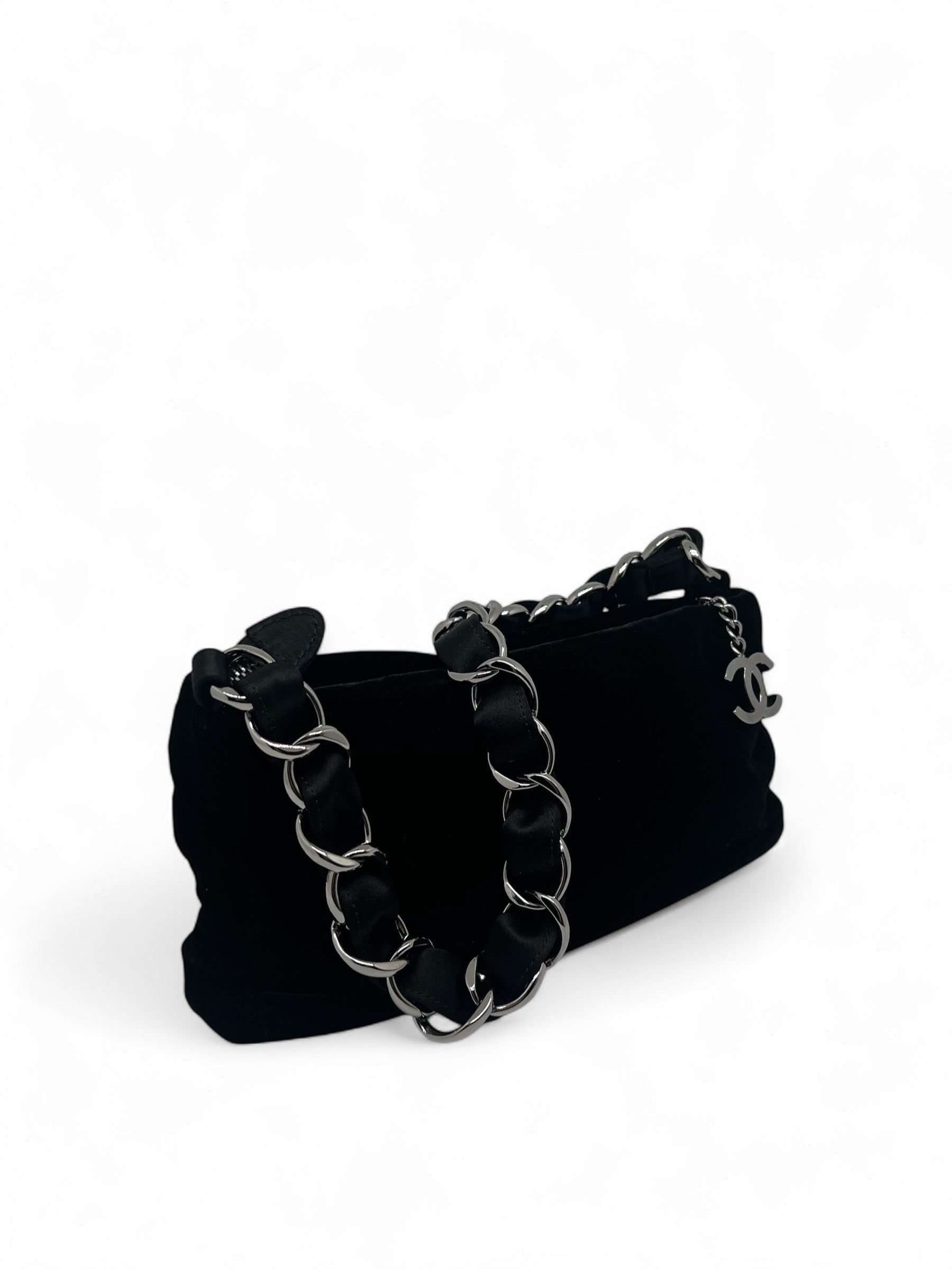 Chanel - Samttäschchen