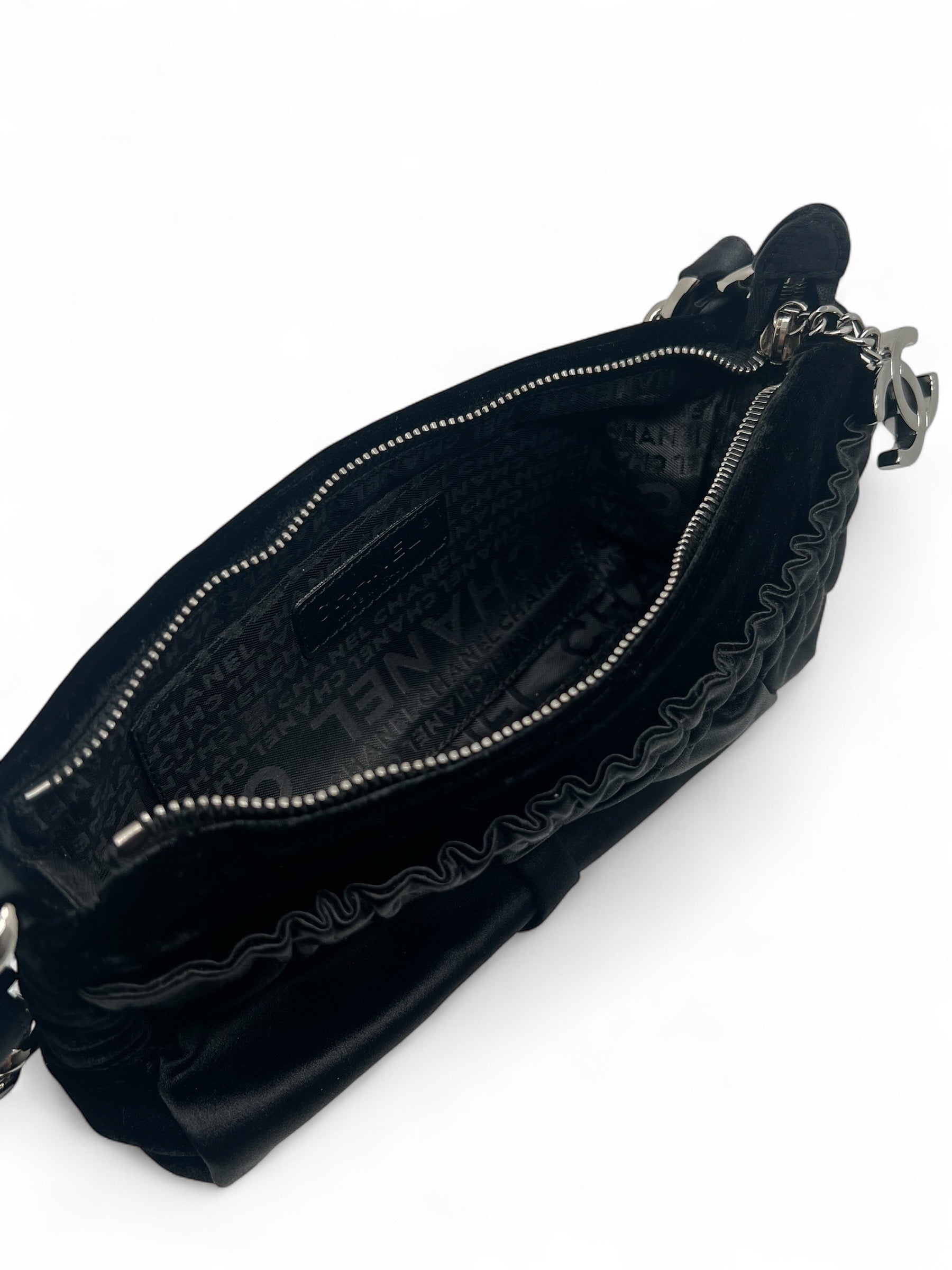 Chanel - Samttäschchen