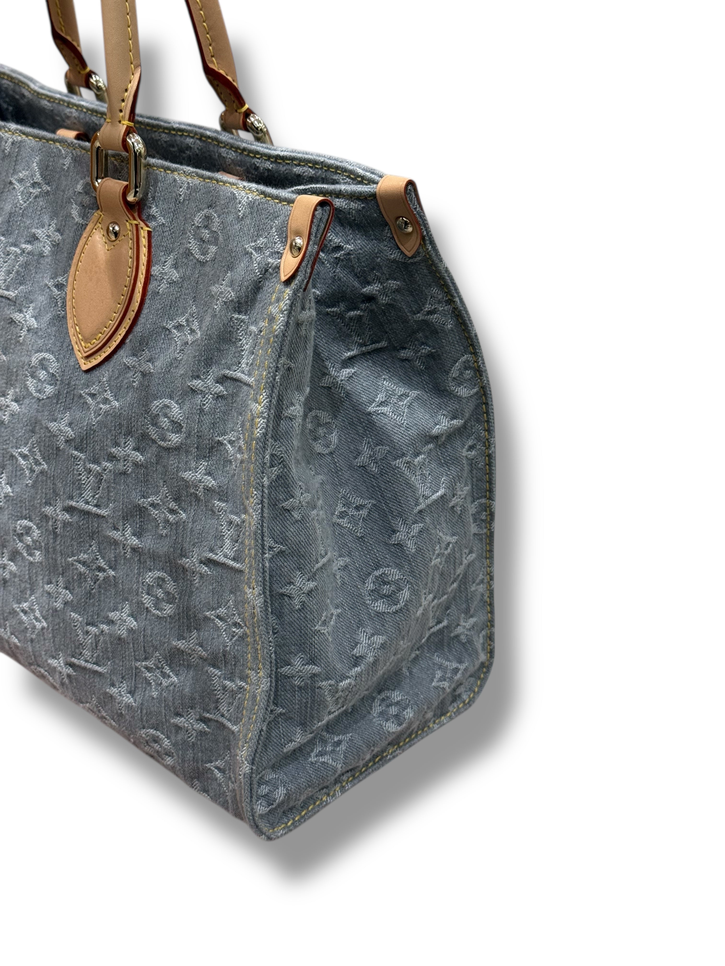 Louis Vuitton - Sac on-the-go denim gris