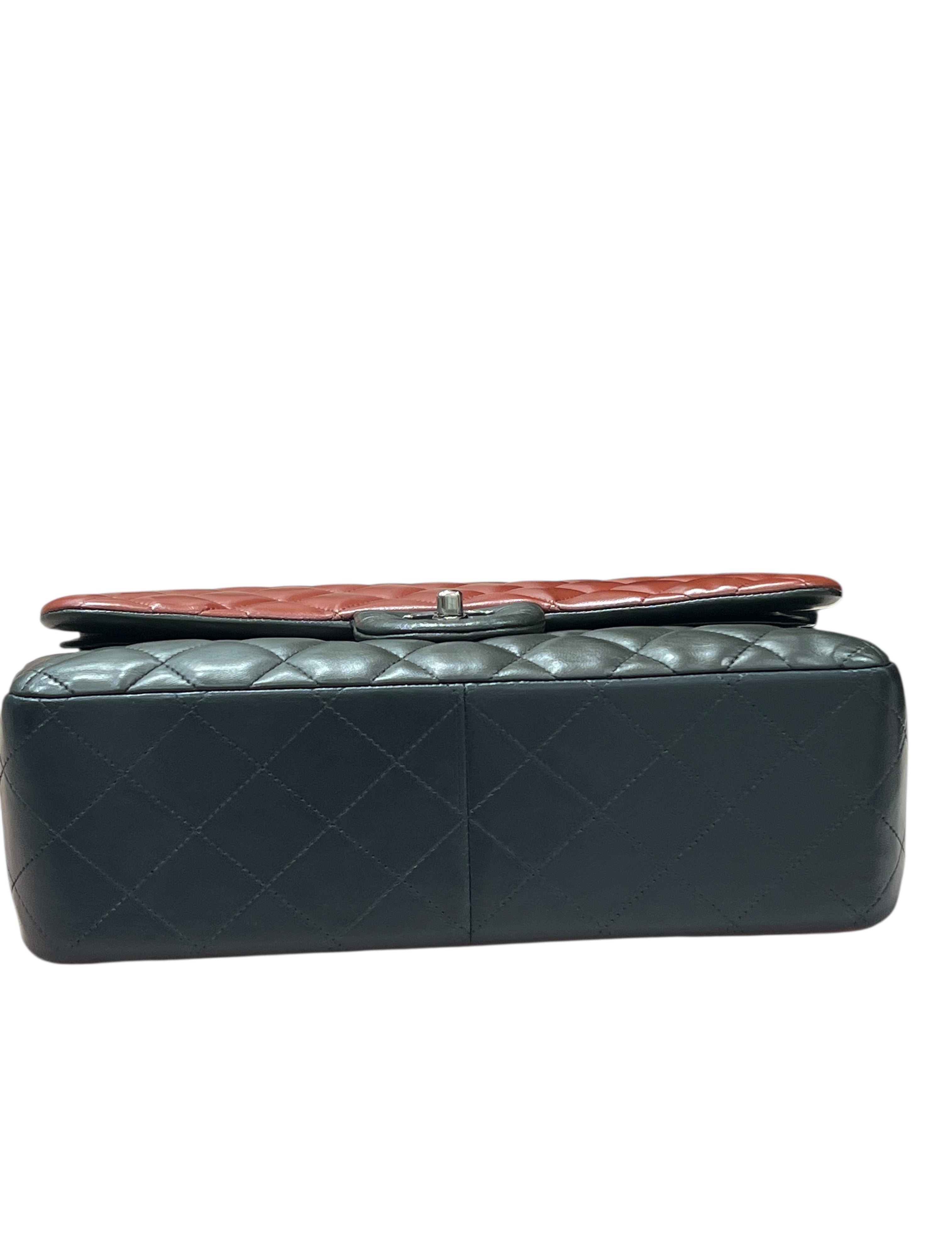 Chanel - sac classique jumbo tricolore marine, kaki, bordeaux