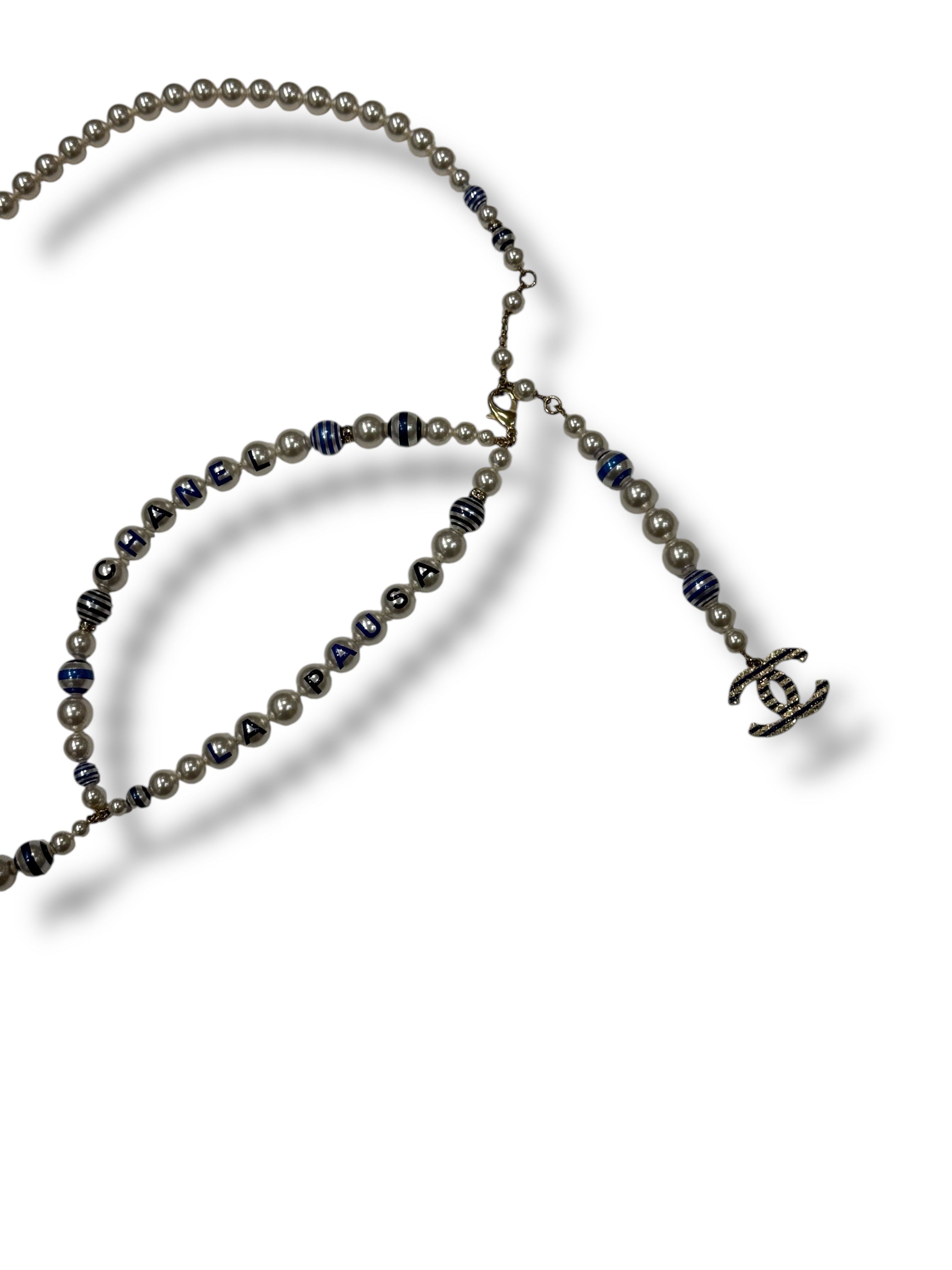 Chanel - Ceinture perles La Pausa blanches et bleues