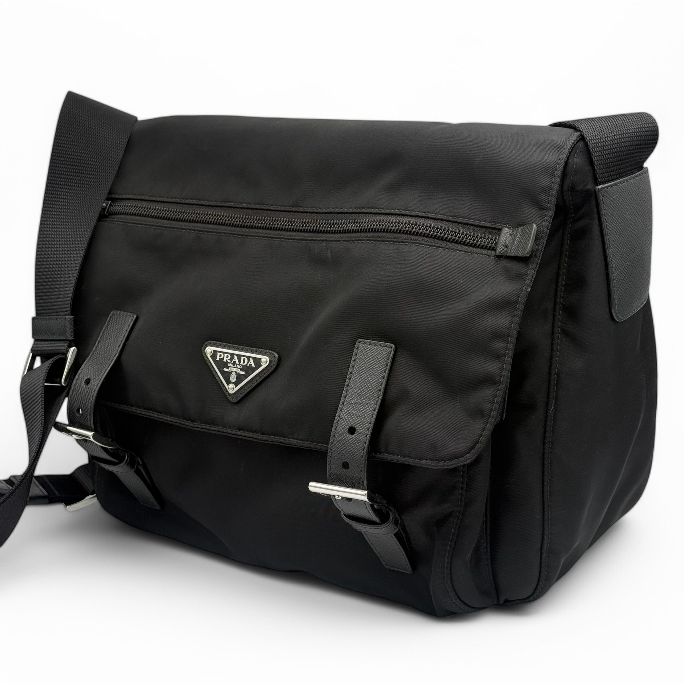 Prada - Sac bandoulière cartable en nylon