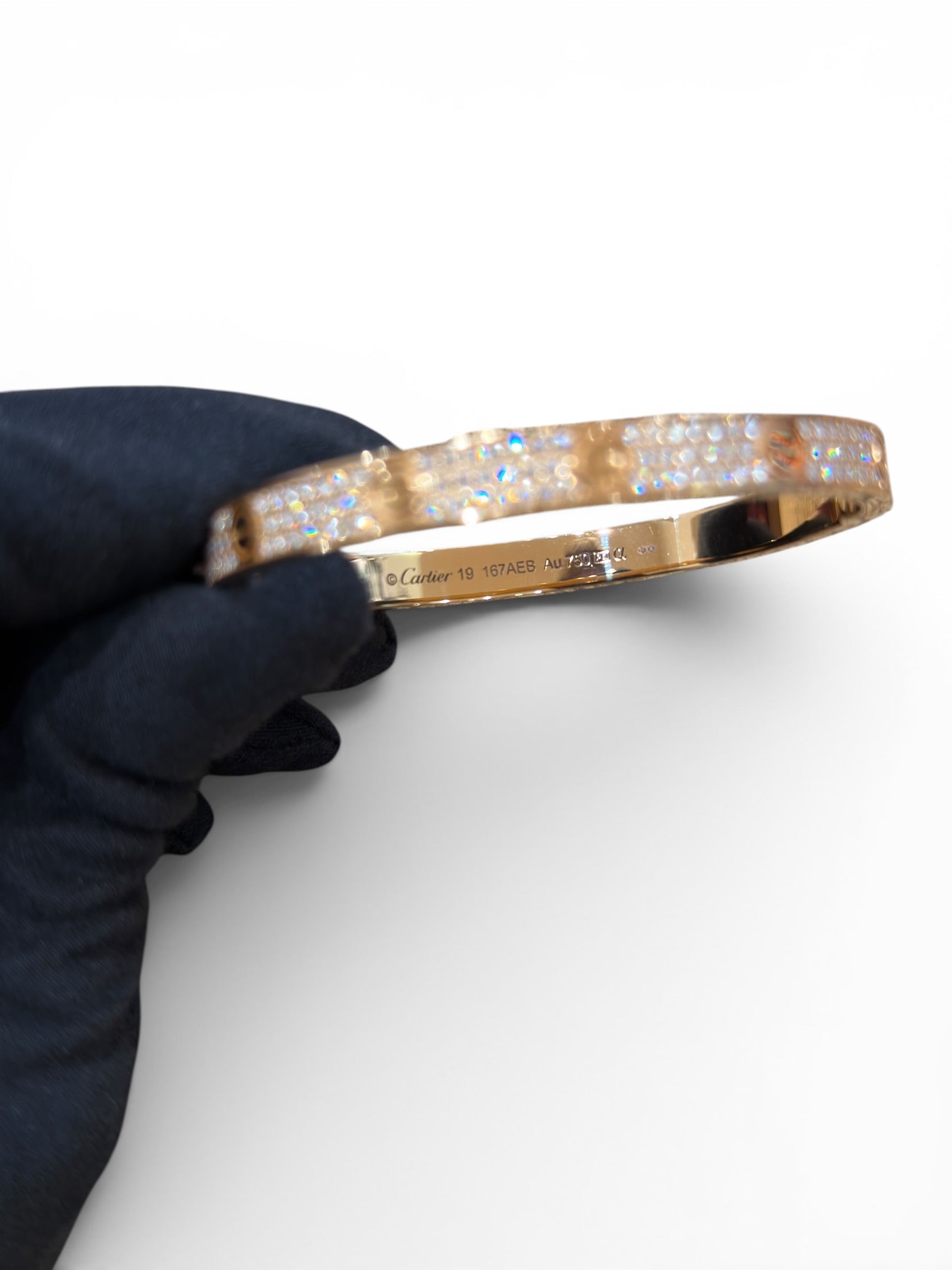 Cartier – Love-Armband mit vollständigem Diamant-Pavé aus Gelbgold, Größe 19