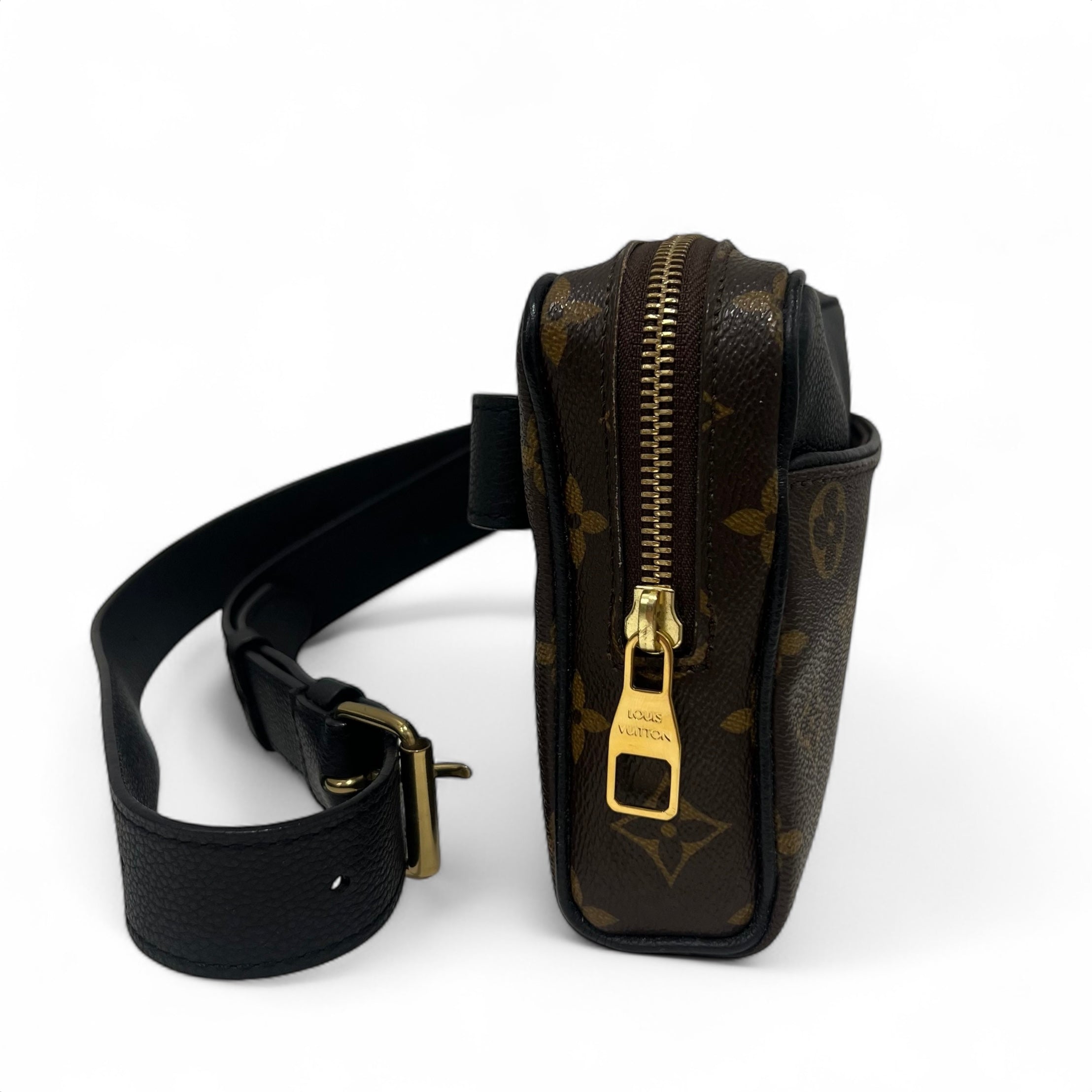 Louis Vuitton - Sac banane Macassar