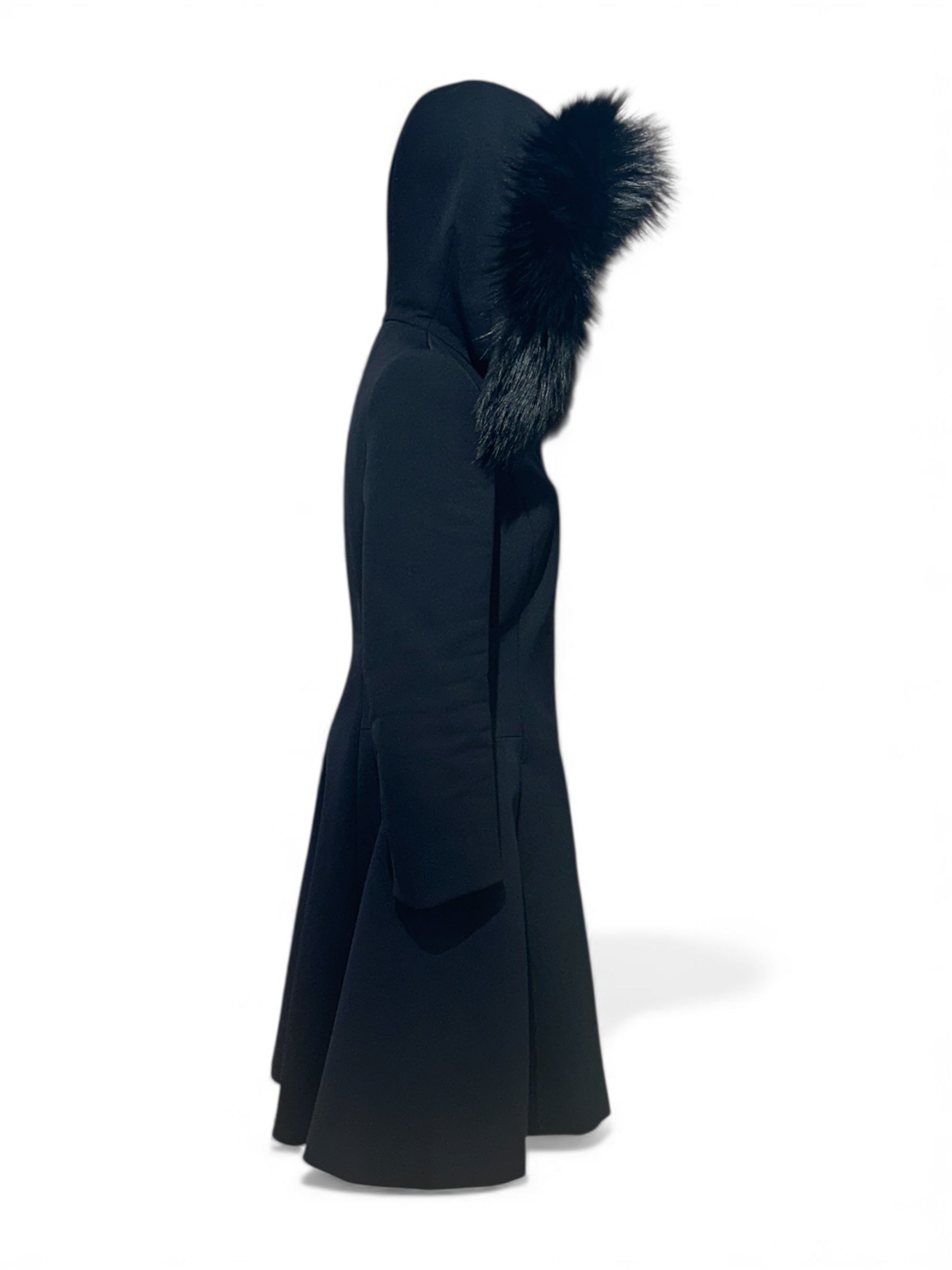 Prada - Manteau noir a fourrure T36