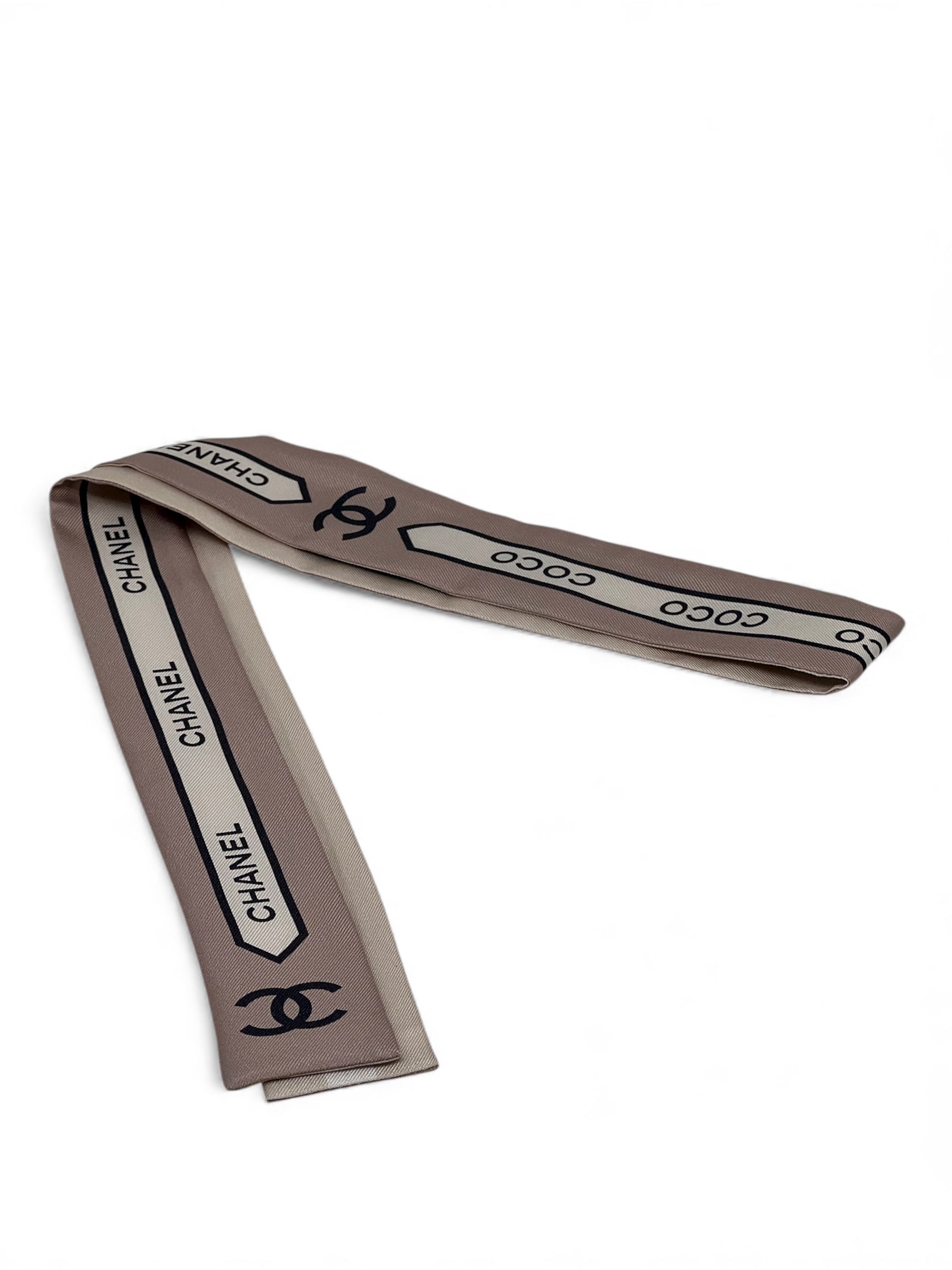 Chanel - Schlankes Stirnband beige