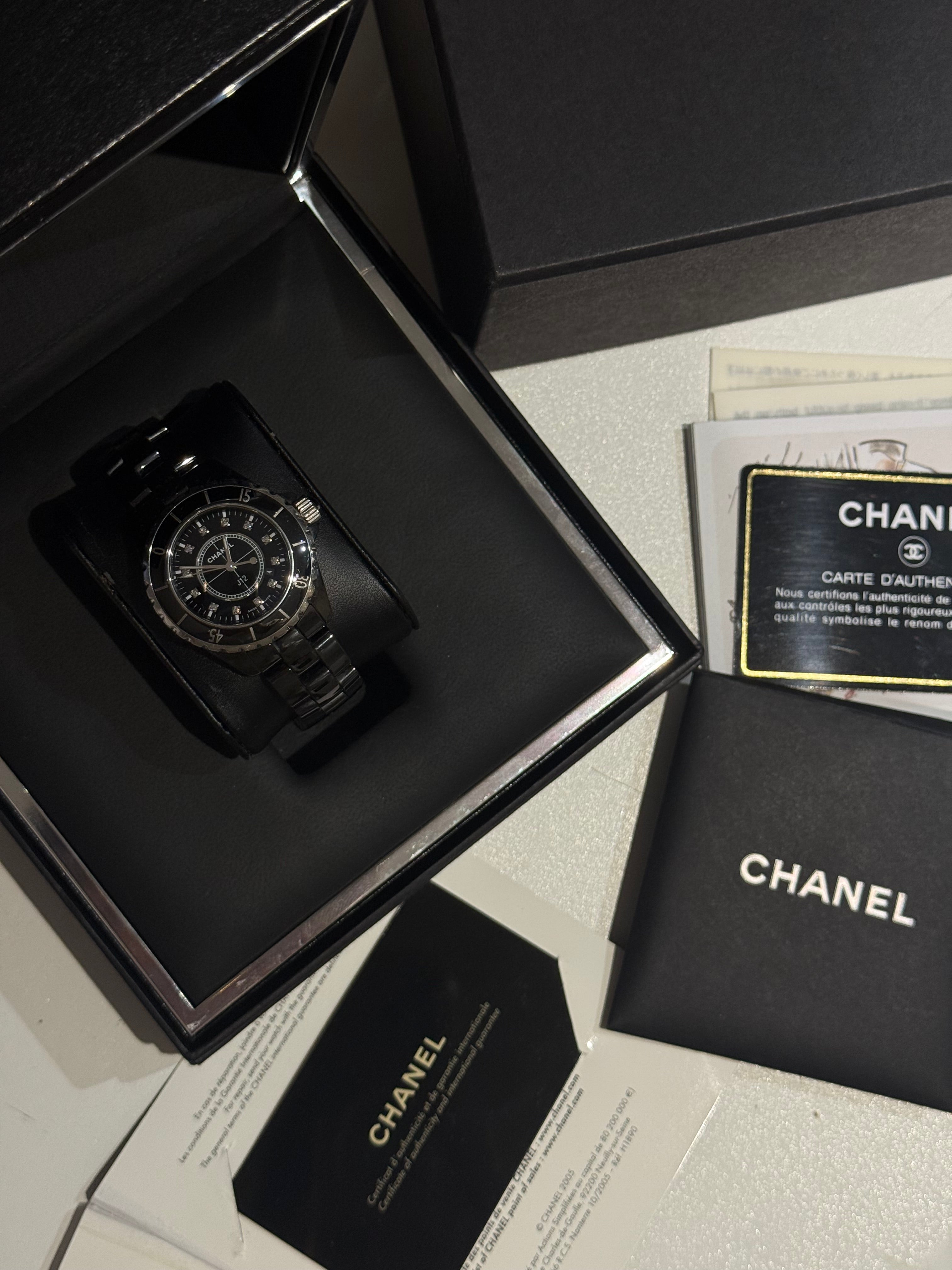 Chanel - J12 33mm index diamants