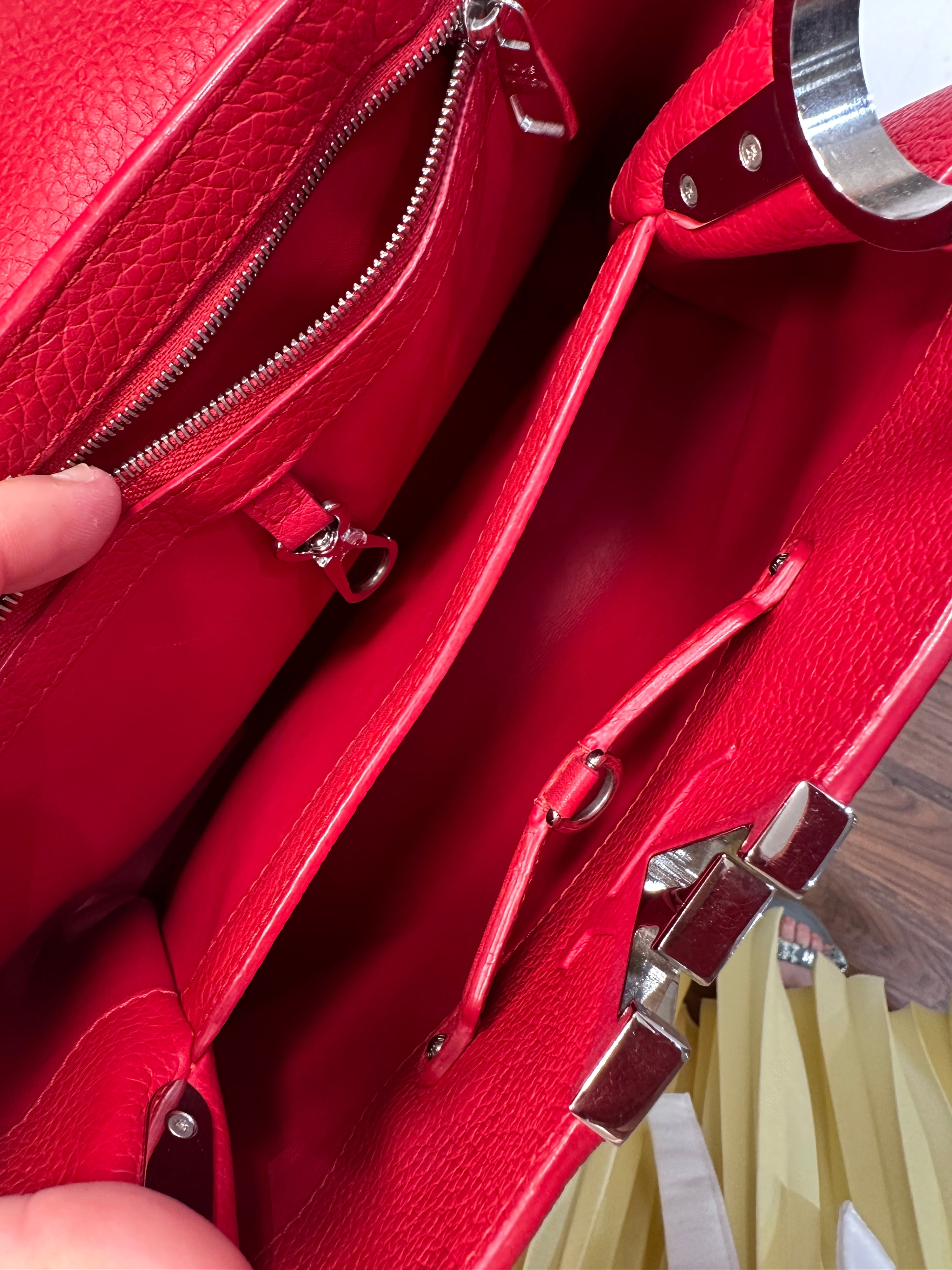 Louis Vuitton - Sac Capucines MM