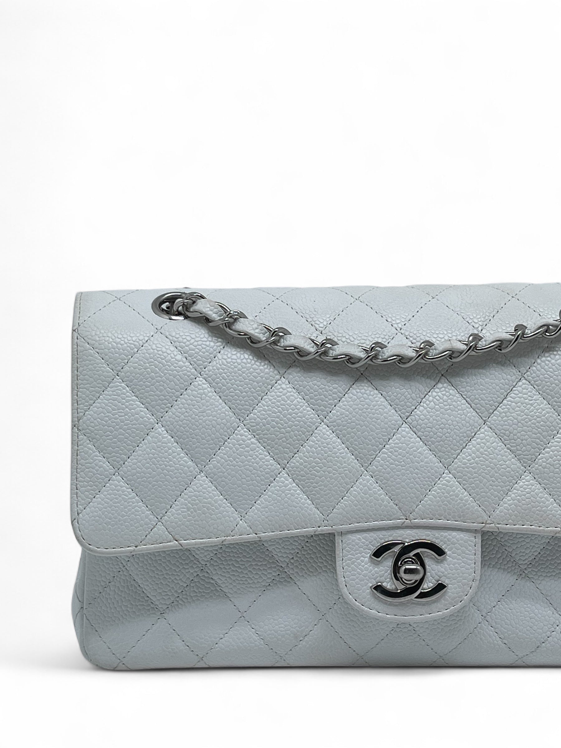 Chanel - Tasche Timeless 25 Kaviarleder weiß