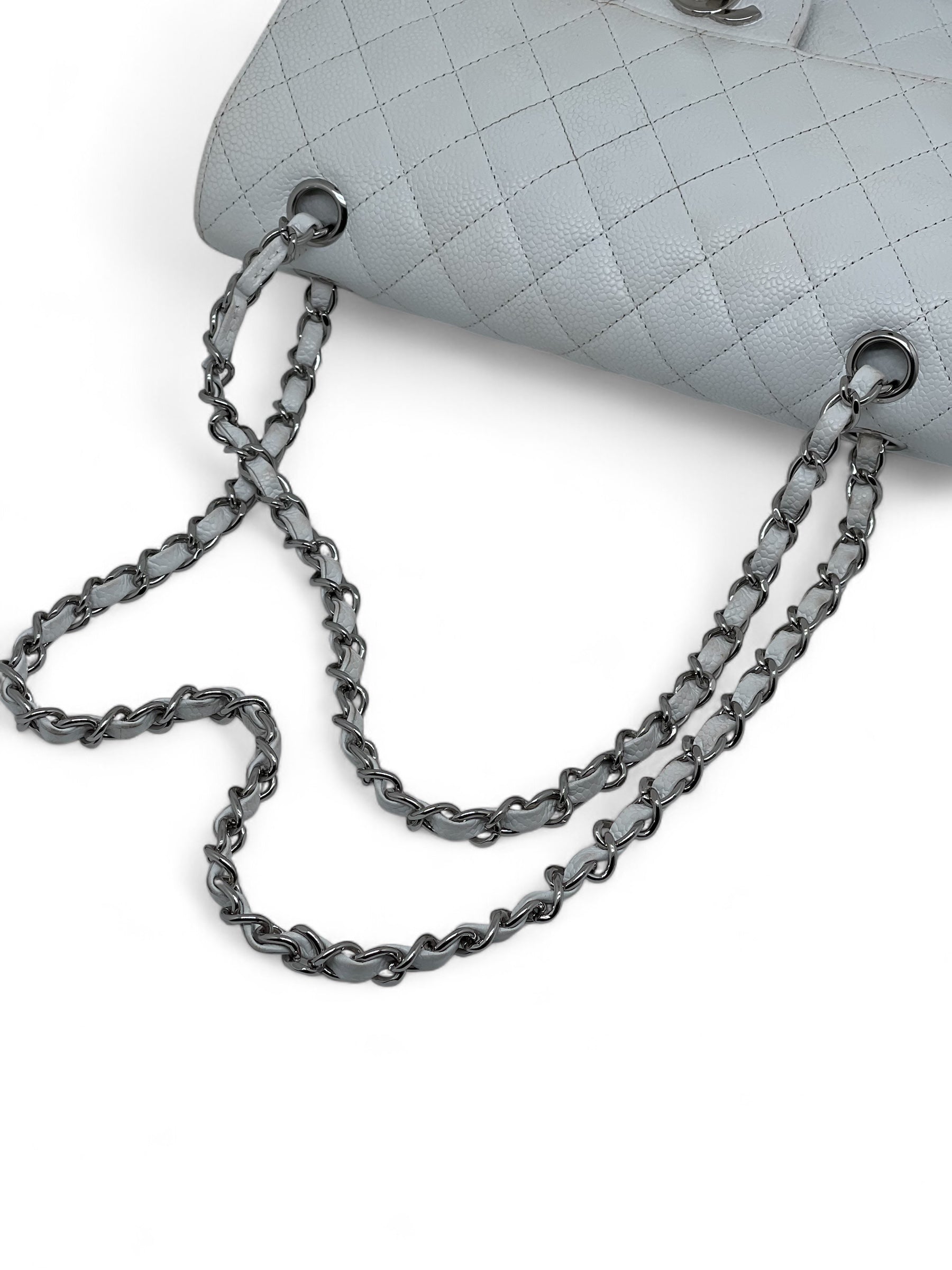 Chanel - Sac Timeless 25 cuir caviar blanc